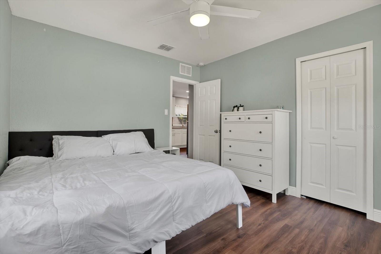 2107 W CARMEN ST, TAMPA, FL, 33606