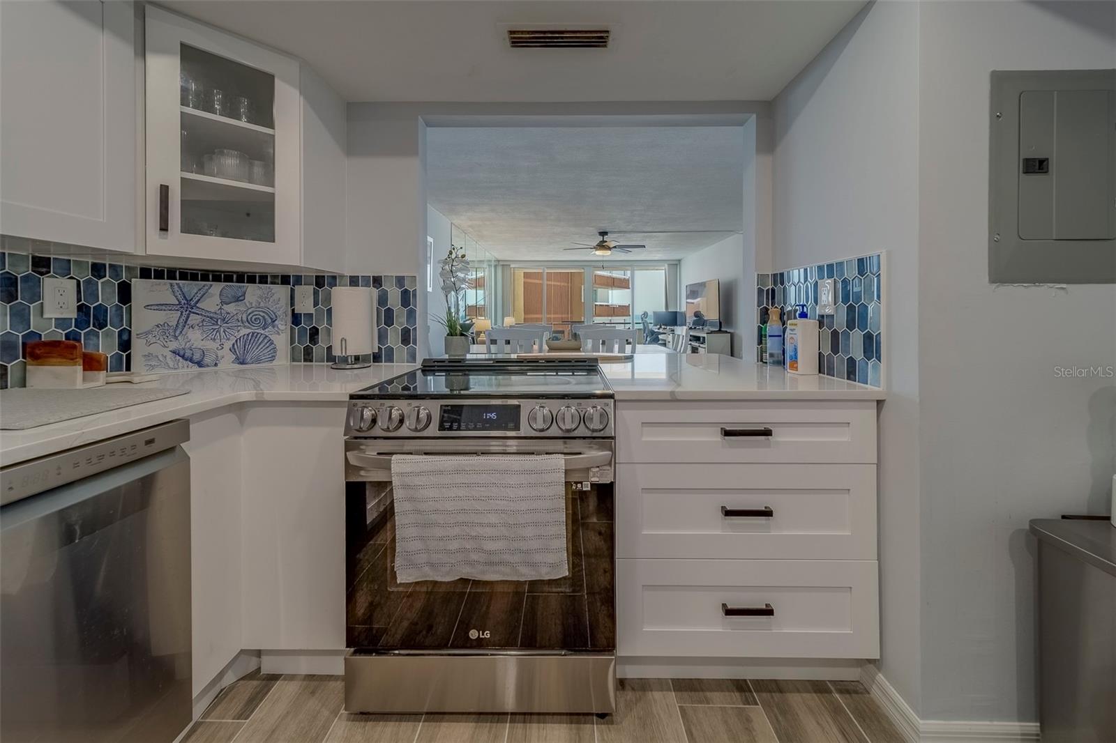 17920 GULF BLVD #802, REDINGTON SHORES, FL, 33708