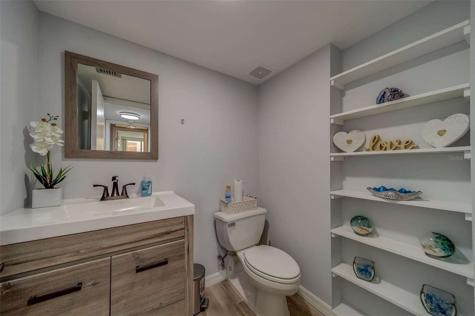 17920 GULF BLVD #802, REDINGTON SHORES, FL, 33708