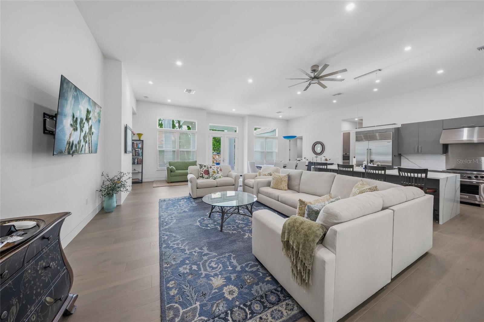 924 INDIAN BEACH DR, SARASOTA, FL, 34234