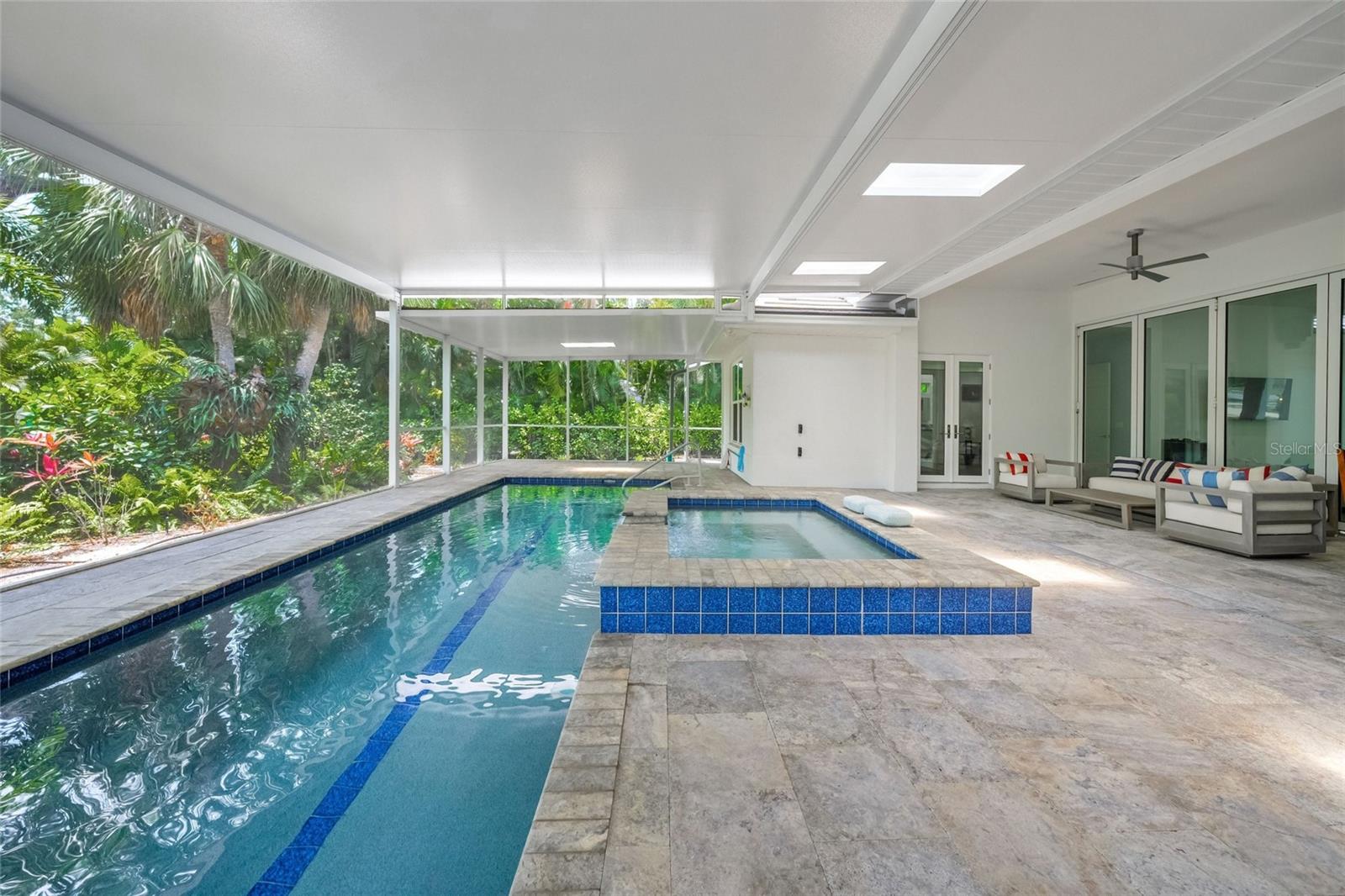 924 INDIAN BEACH DR, SARASOTA, FL, 34234