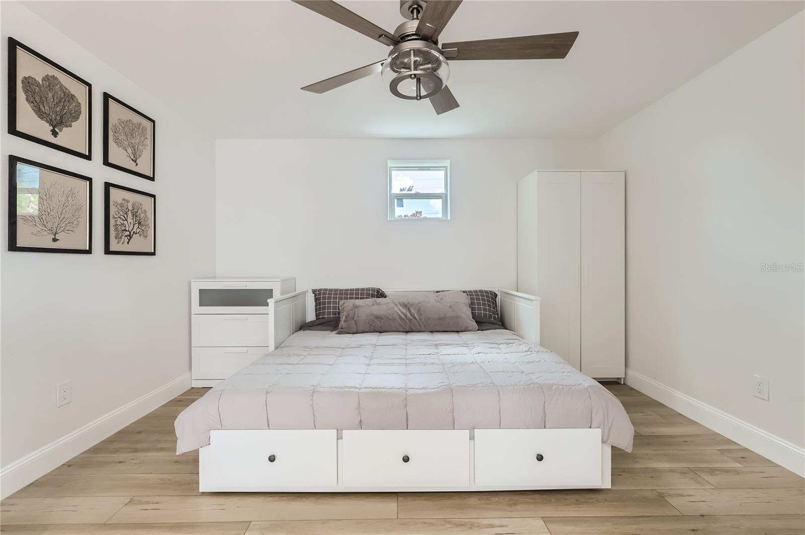 1145 53RD AVE N, ST PETERSBURG, FL, 33703