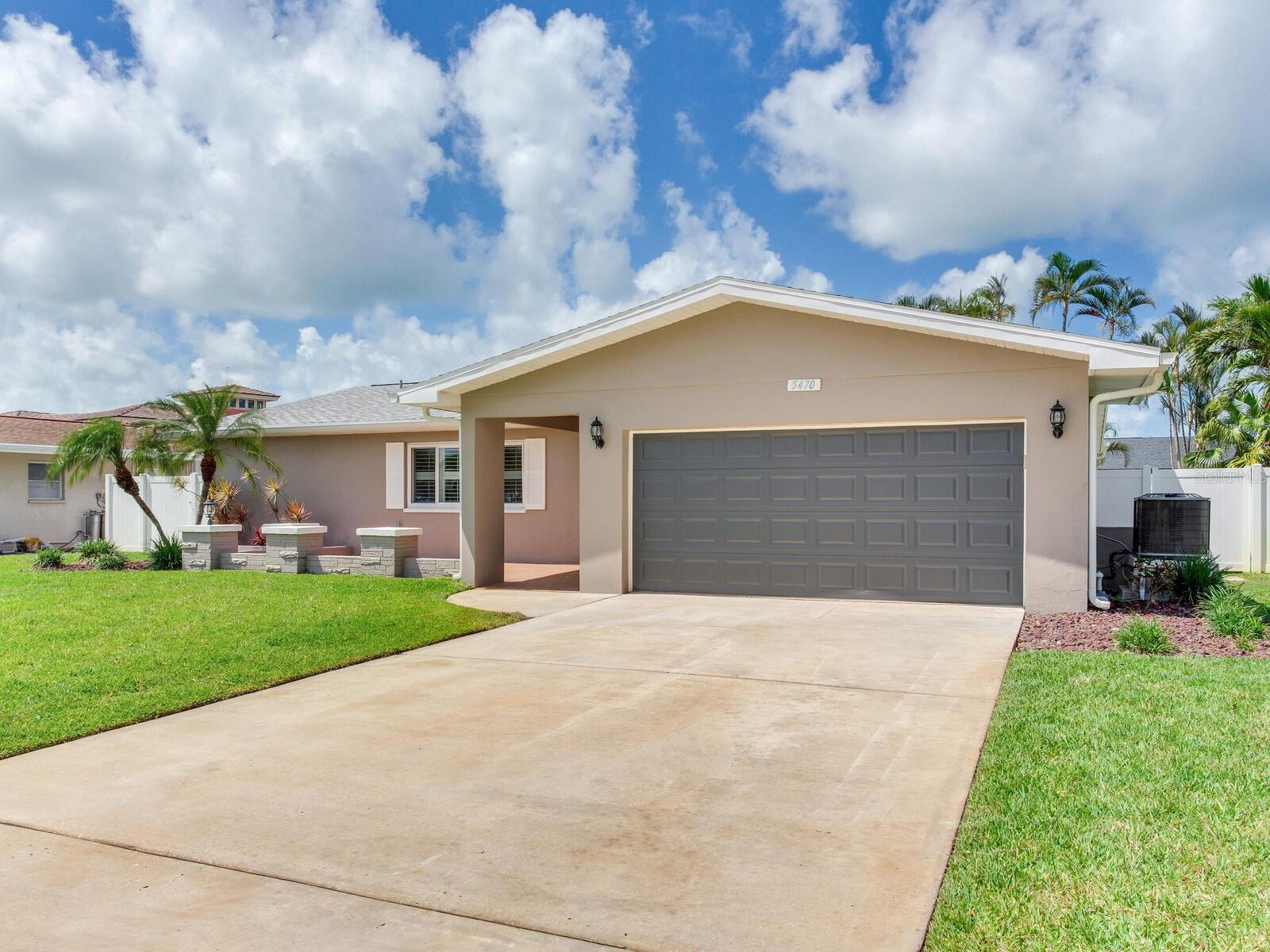 5470 BAYSHORE DR, SEMINOLE, FL, 33772