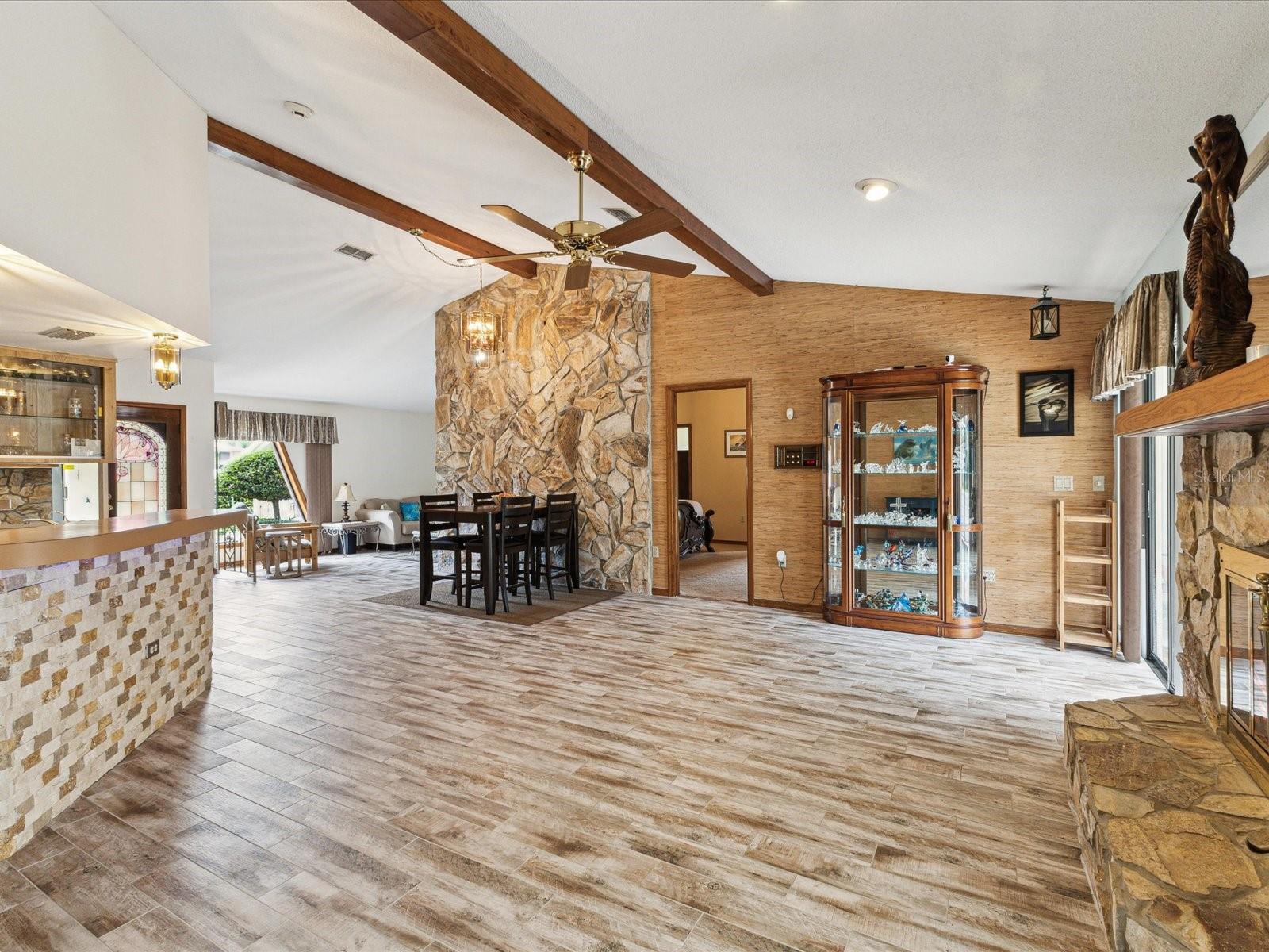 8393 DELAWARE DR, WEEKI WACHEE, FL, 34607