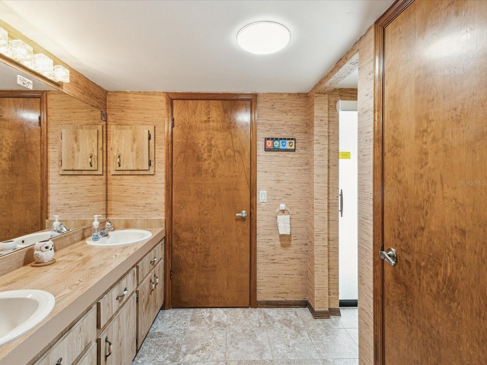 8393 DELAWARE DR, WEEKI WACHEE, FL, 34607