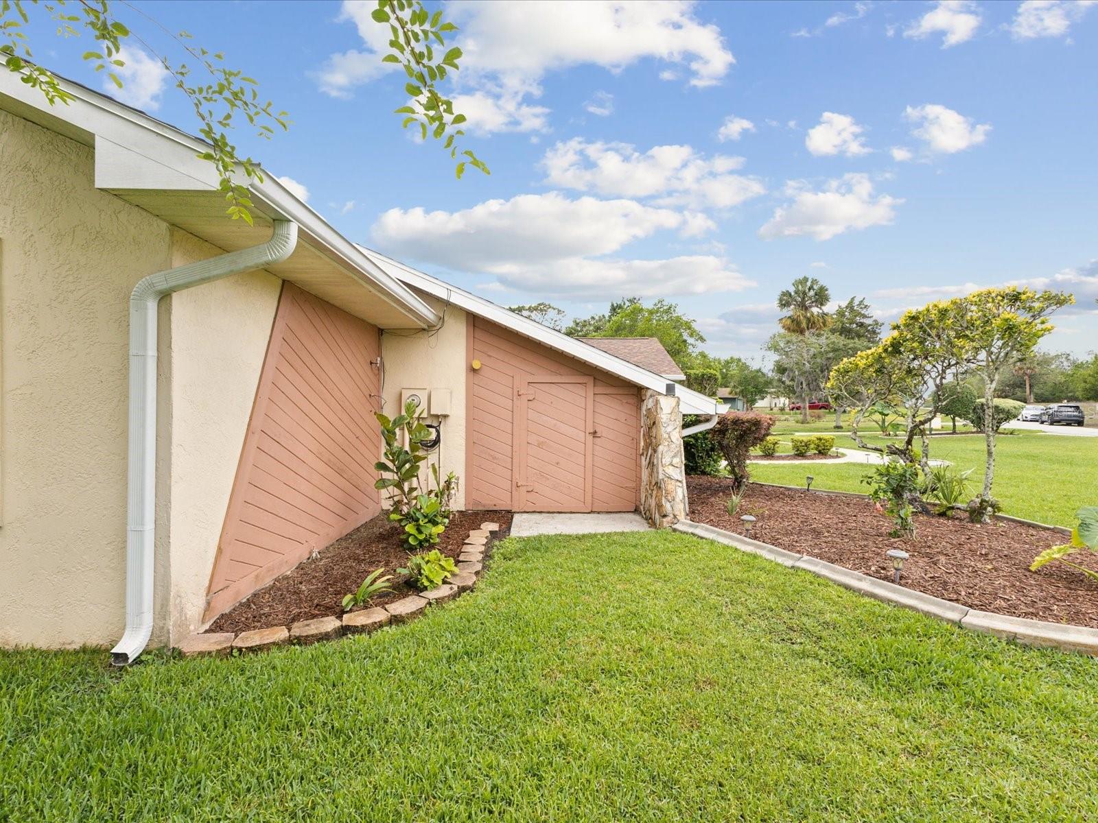 8393 DELAWARE DR, WEEKI WACHEE, FL, 34607