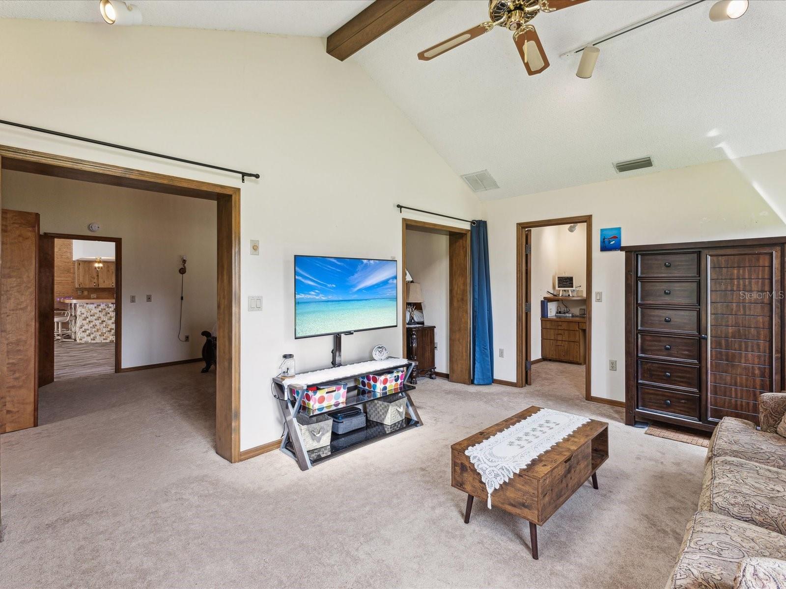 8393 DELAWARE DR, WEEKI WACHEE, FL, 34607