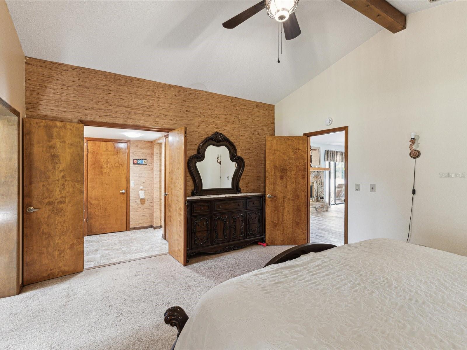 8393 DELAWARE DR, WEEKI WACHEE, FL, 34607