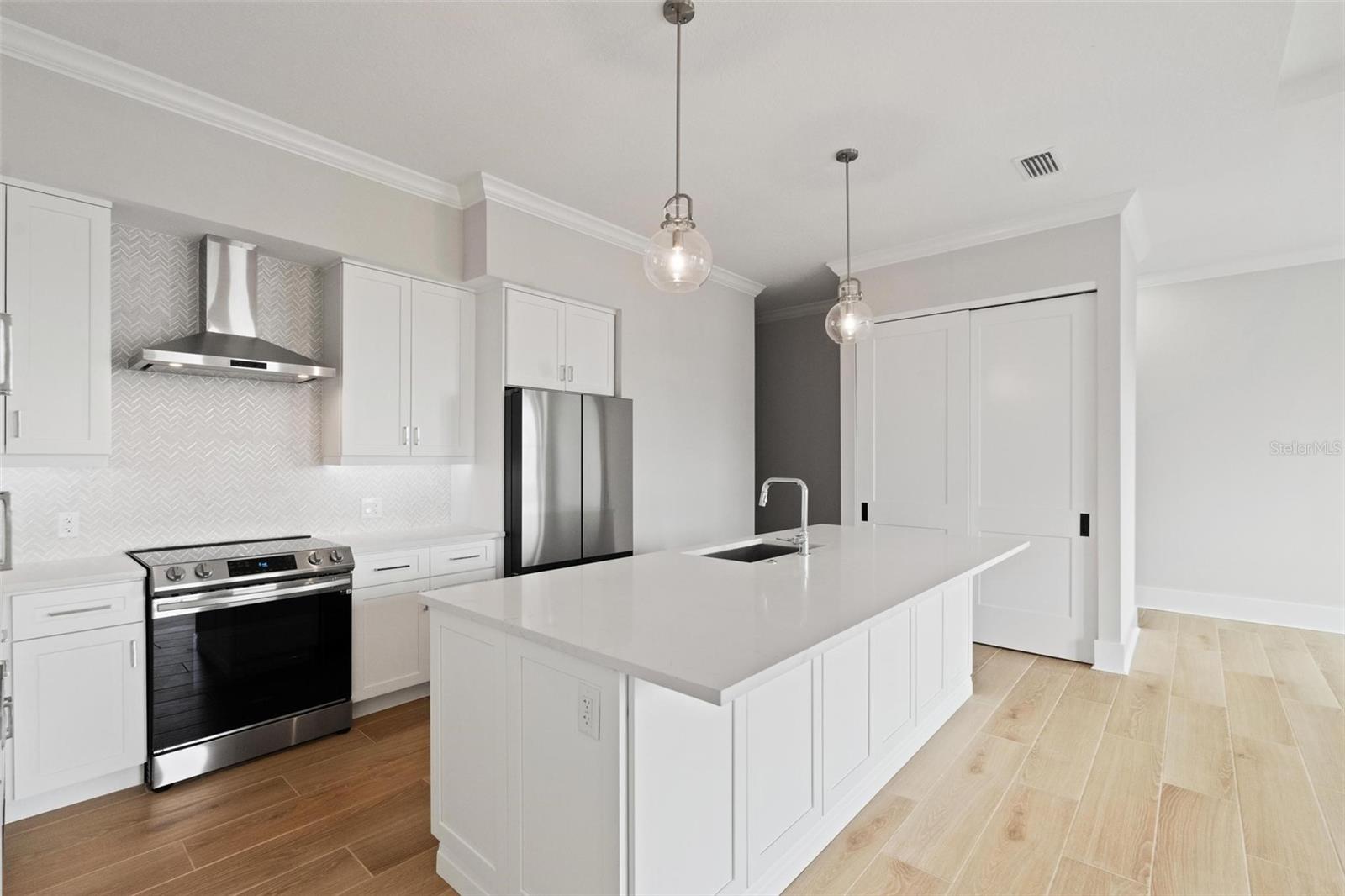 187 145TH AVE E #3, MADEIRA BEACH, FL, 33708