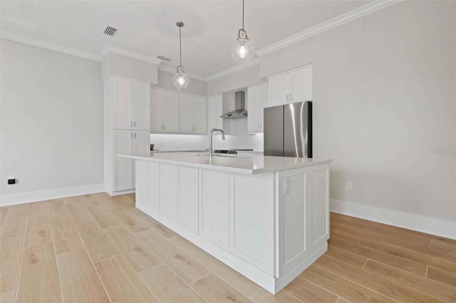 187 145TH AVE E #3, MADEIRA BEACH, FL, 33708