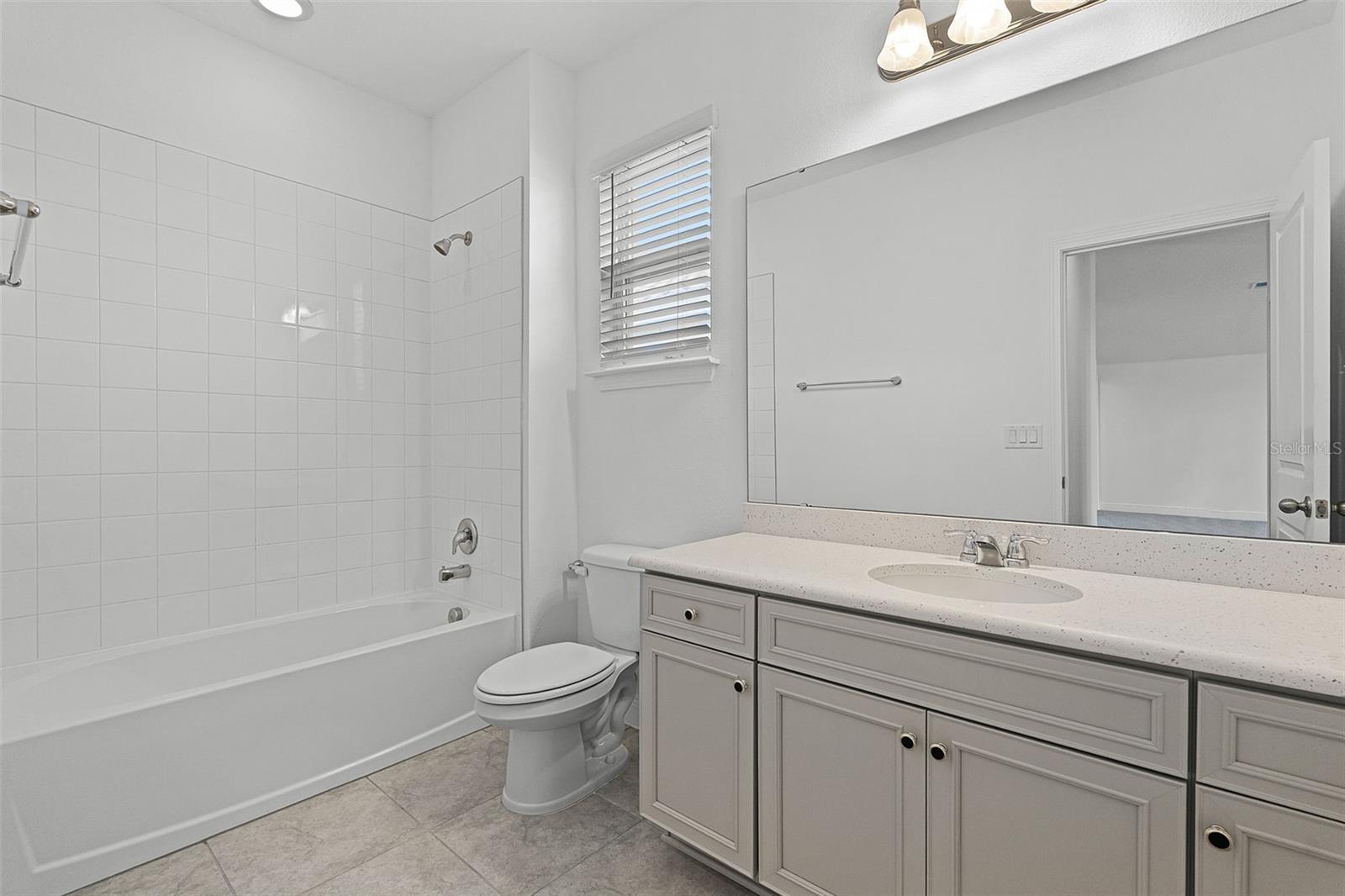 15161 LAKE BESSIE LOOP, WINTER GARDEN, FL, 34787