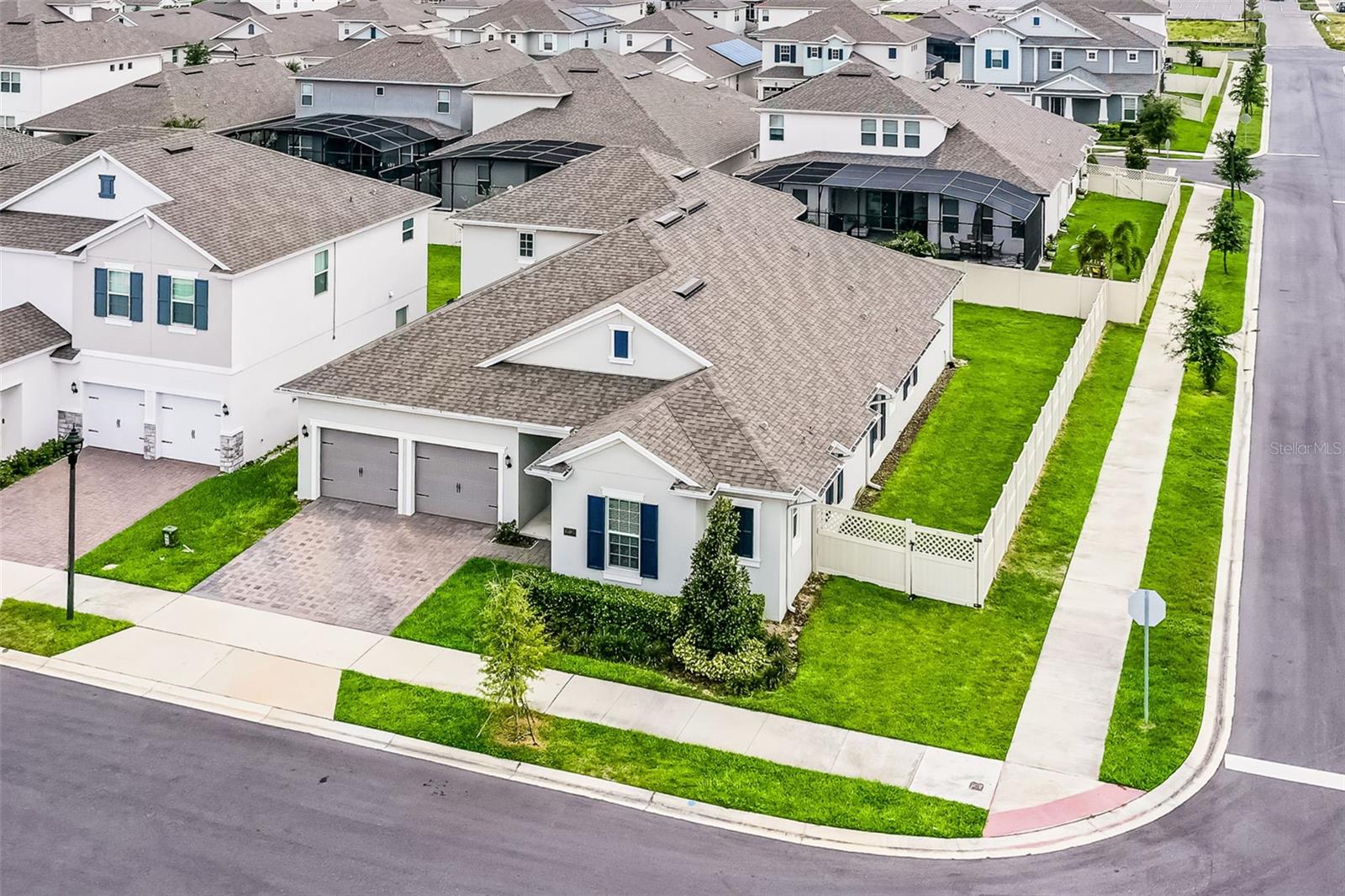 15161 LAKE BESSIE LOOP, WINTER GARDEN, FL, 34787