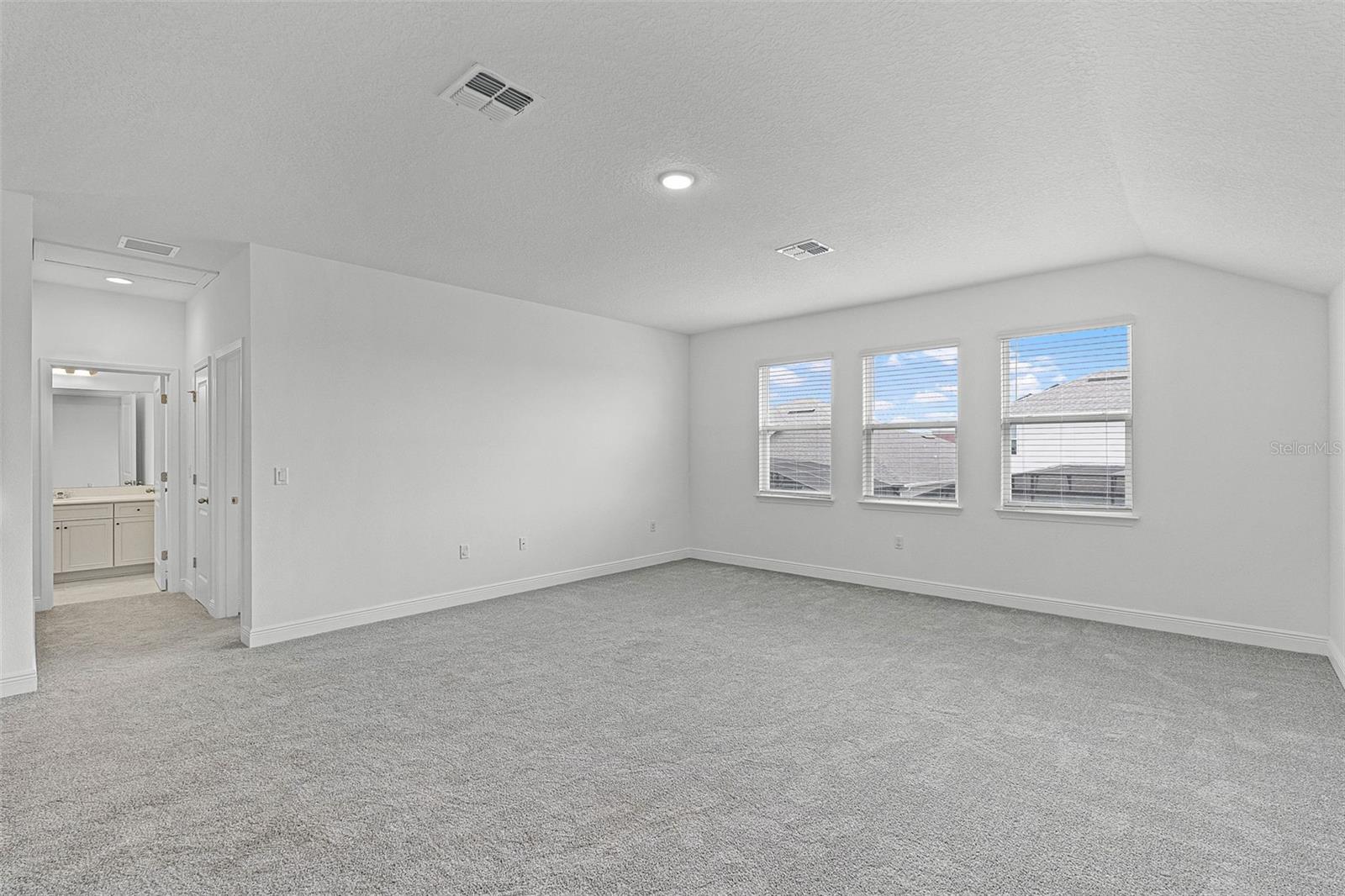 15161 LAKE BESSIE LOOP, WINTER GARDEN, FL, 34787