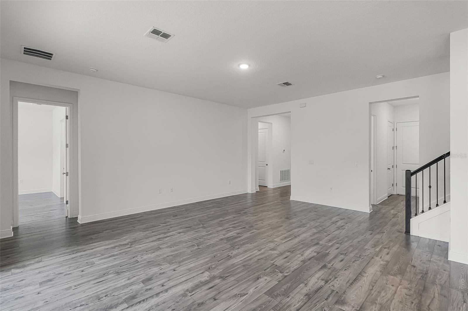 15161 LAKE BESSIE LOOP, WINTER GARDEN, FL, 34787