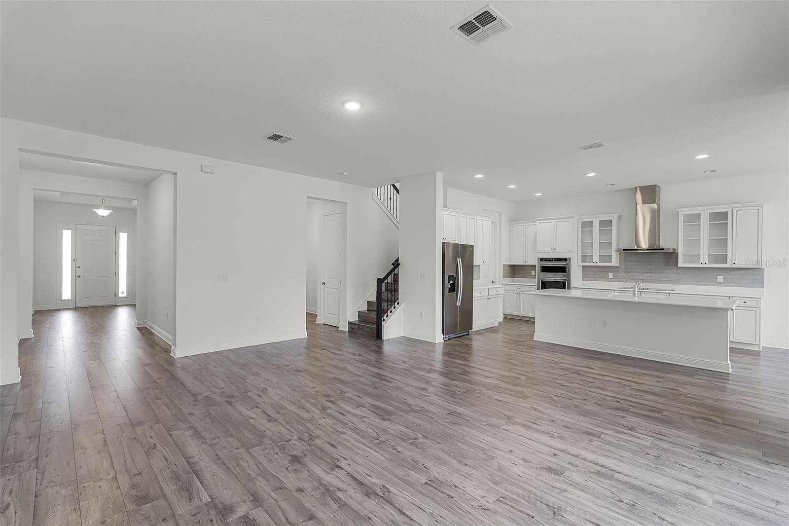 15161 LAKE BESSIE LOOP, WINTER GARDEN, FL, 34787