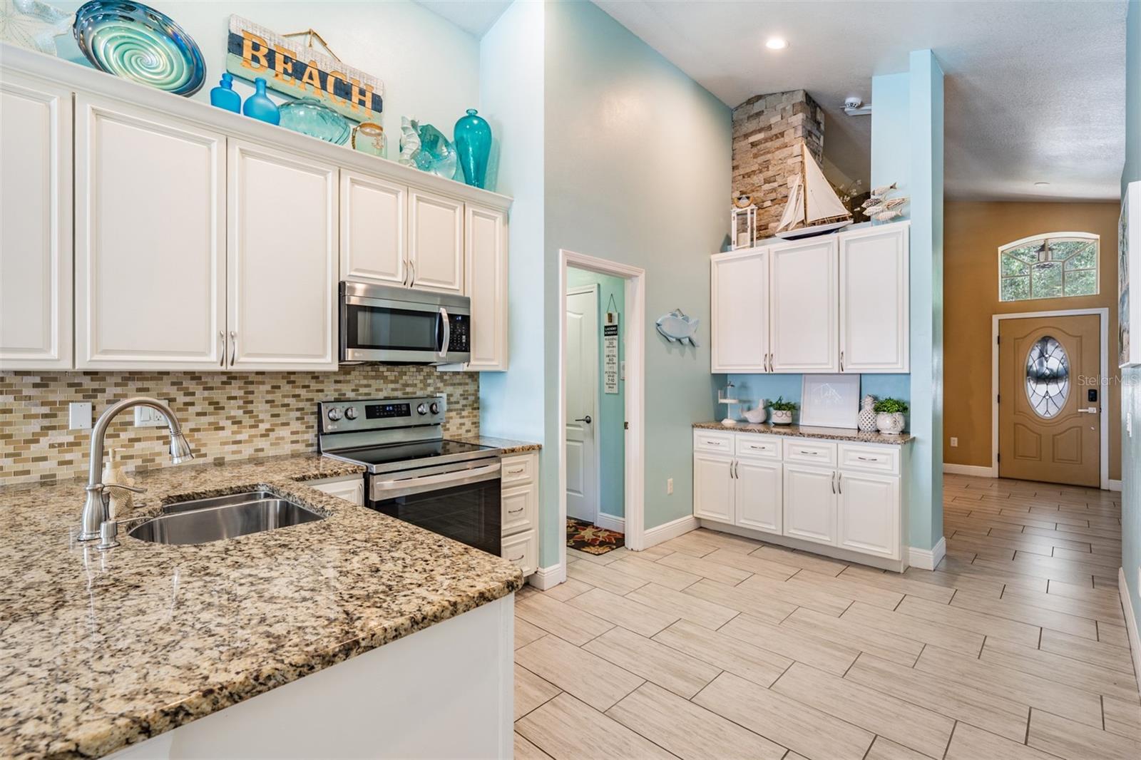 12813 KINGS LAKE DR, GIBSONTON, FL, 33534