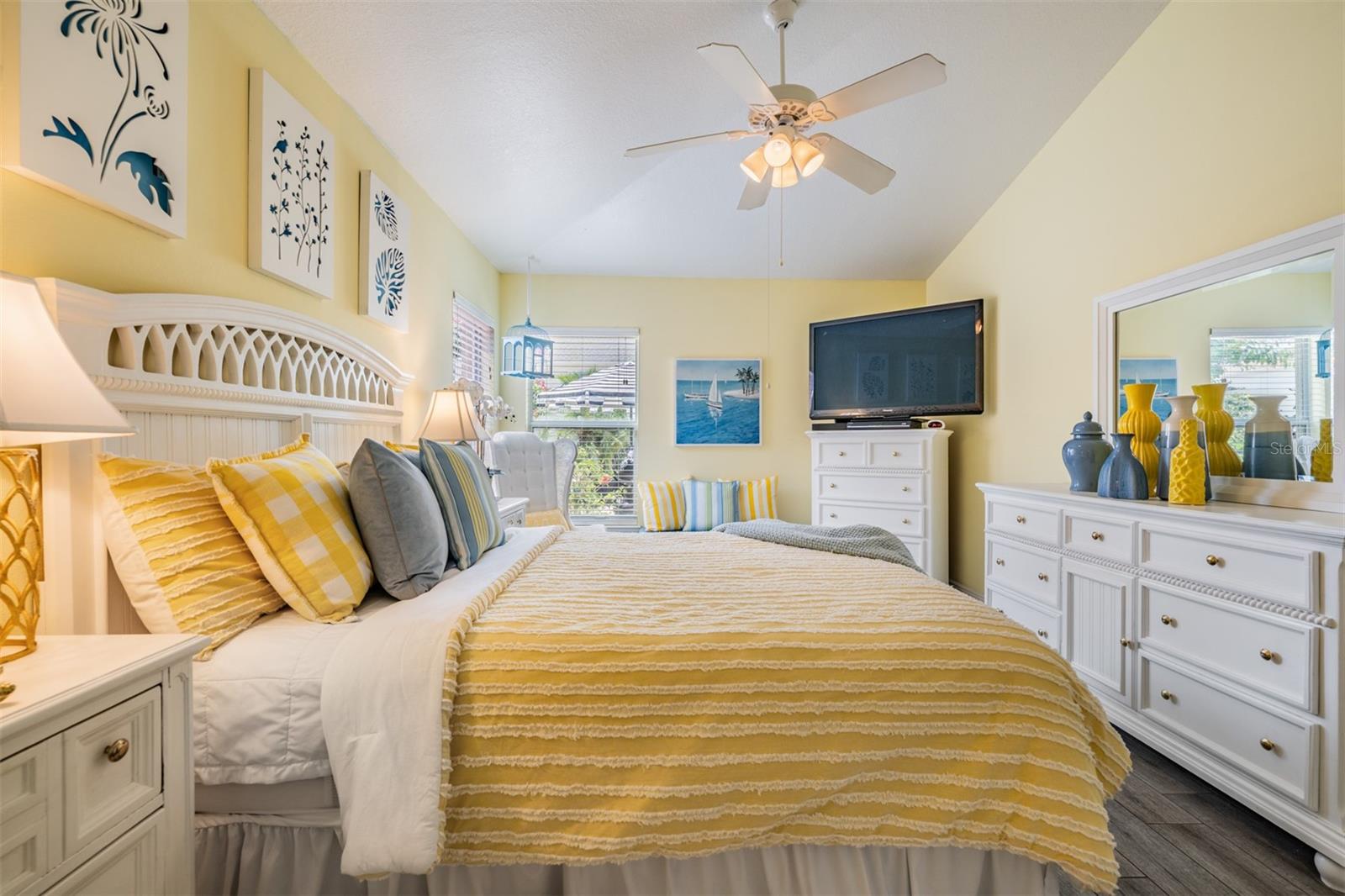 12813 KINGS LAKE DR, GIBSONTON, FL, 33534