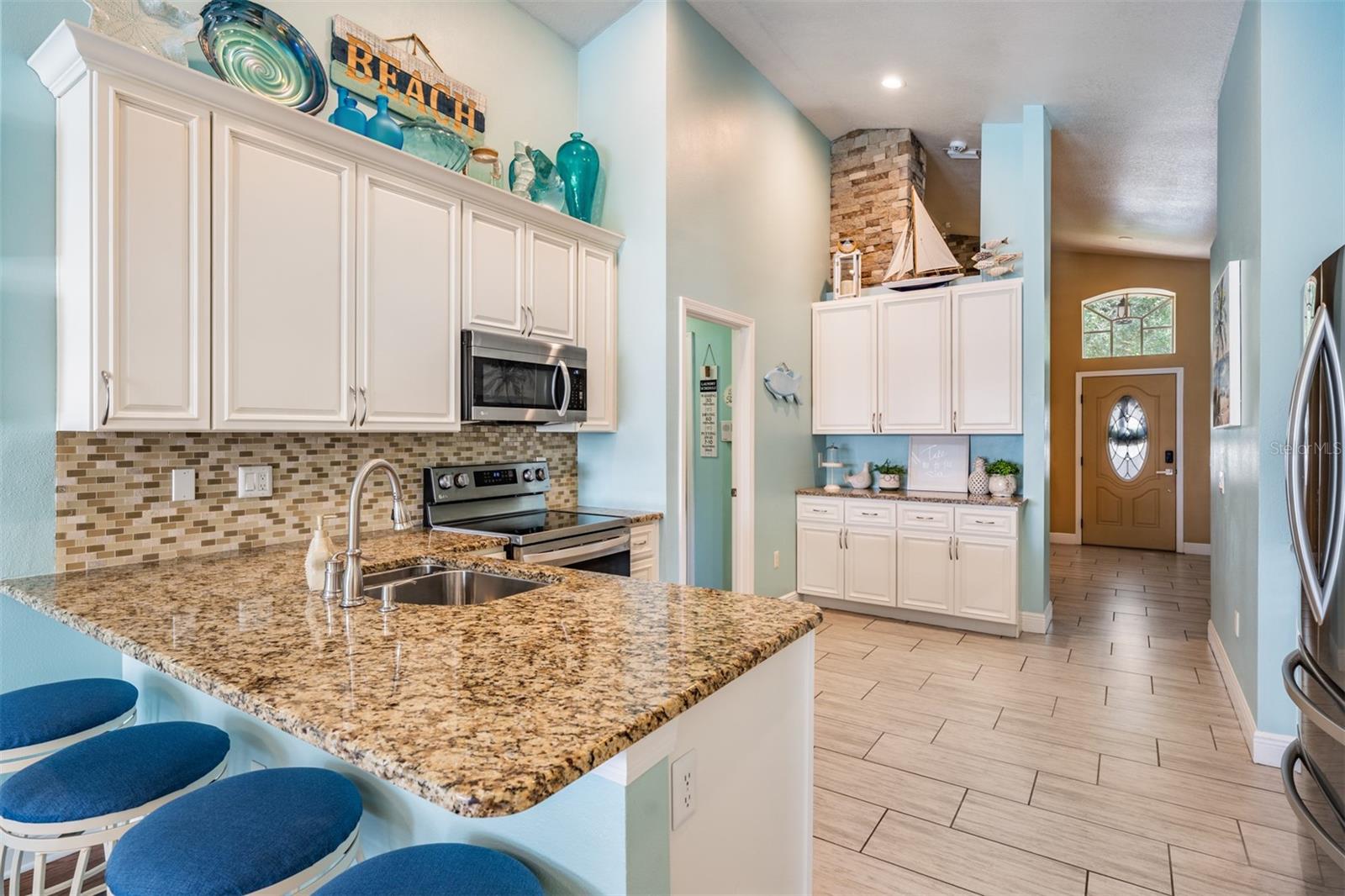 12813 KINGS LAKE DR, GIBSONTON, FL, 33534