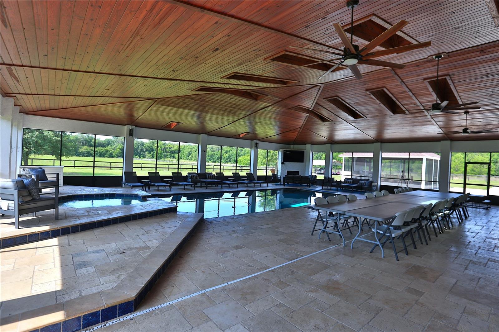 OM701542 Property Photo