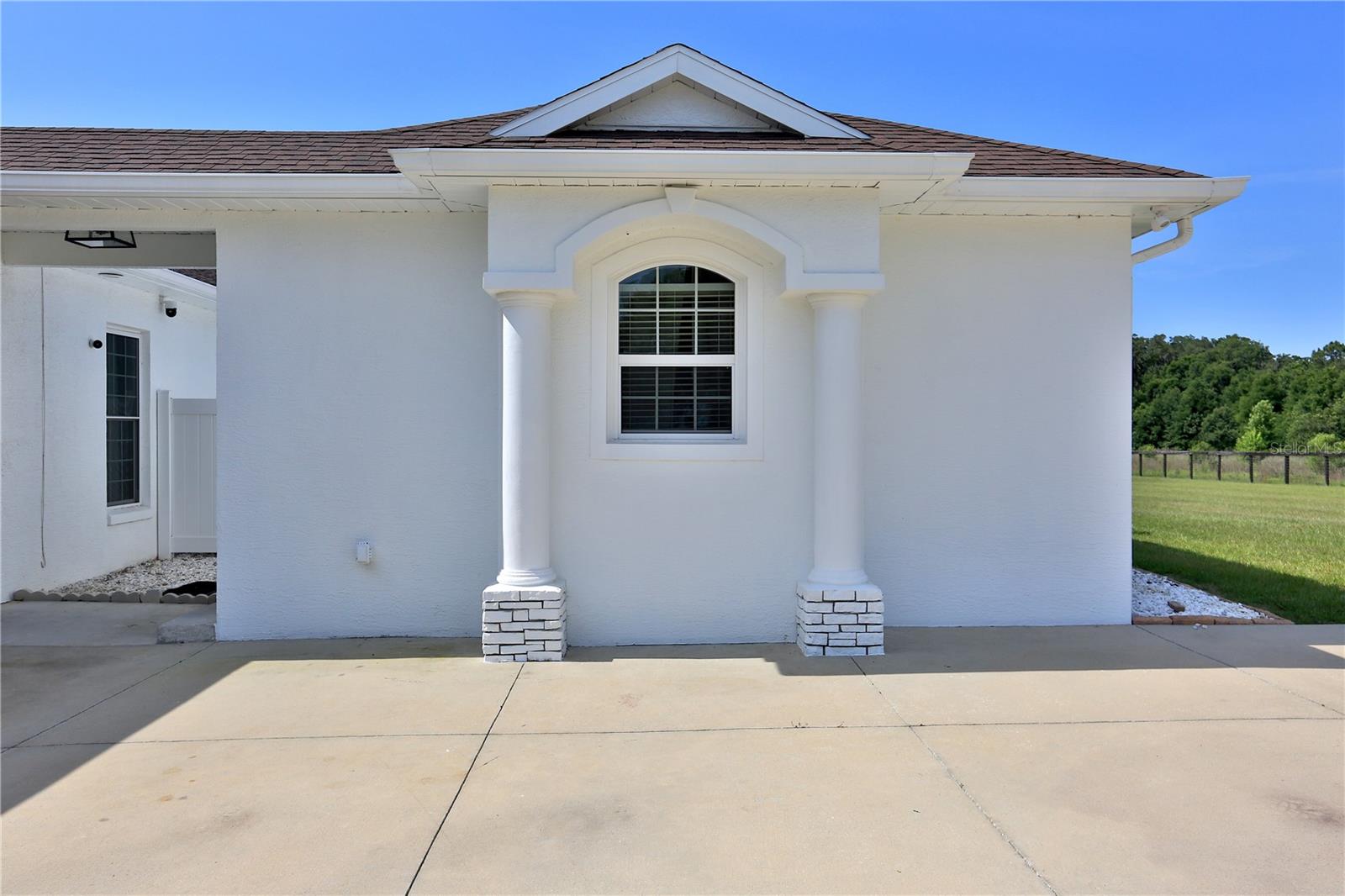 OM701542 Property Photo