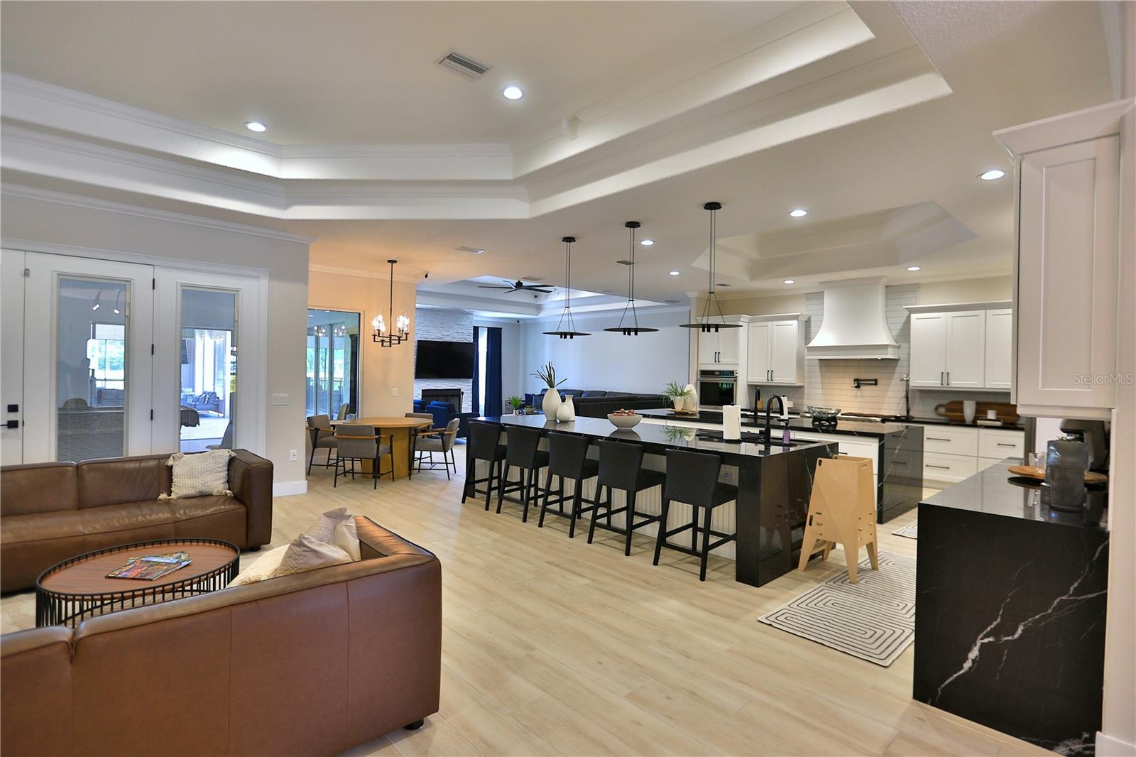 OM701542 Property Photo