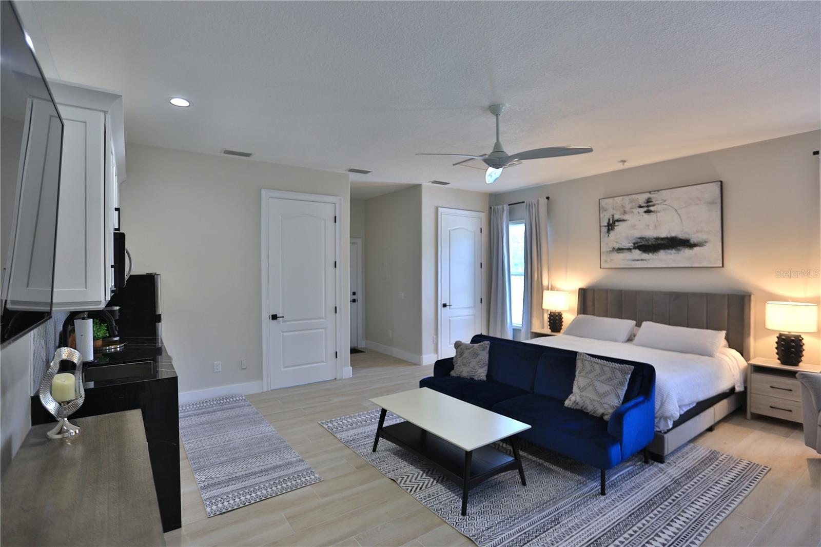 OM701542 Property Photo