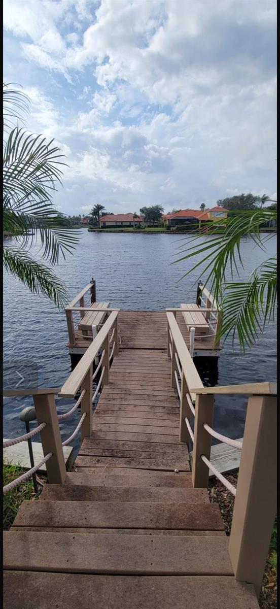 10835 BARBADOS ISLE DR, TAMPA, FL, 33647