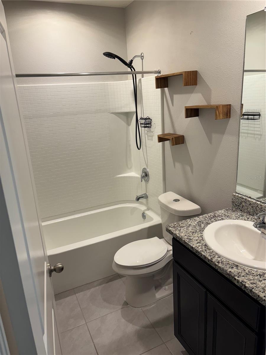 17005 AVON LN, WIMAUMA, FL, 33598