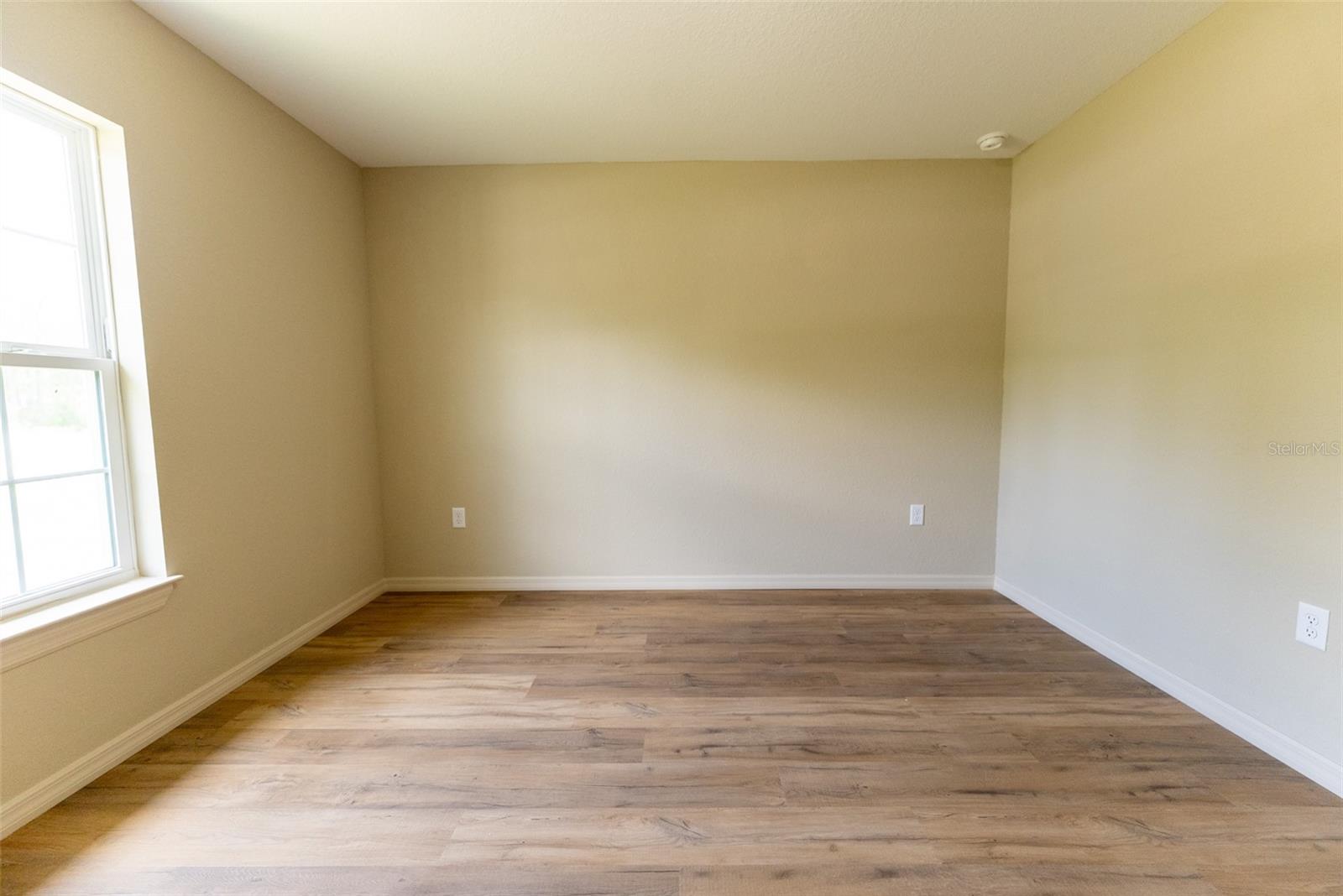 7 MAGNOLIA DIRVE LN, OCKLAWAHA, FL, 32179