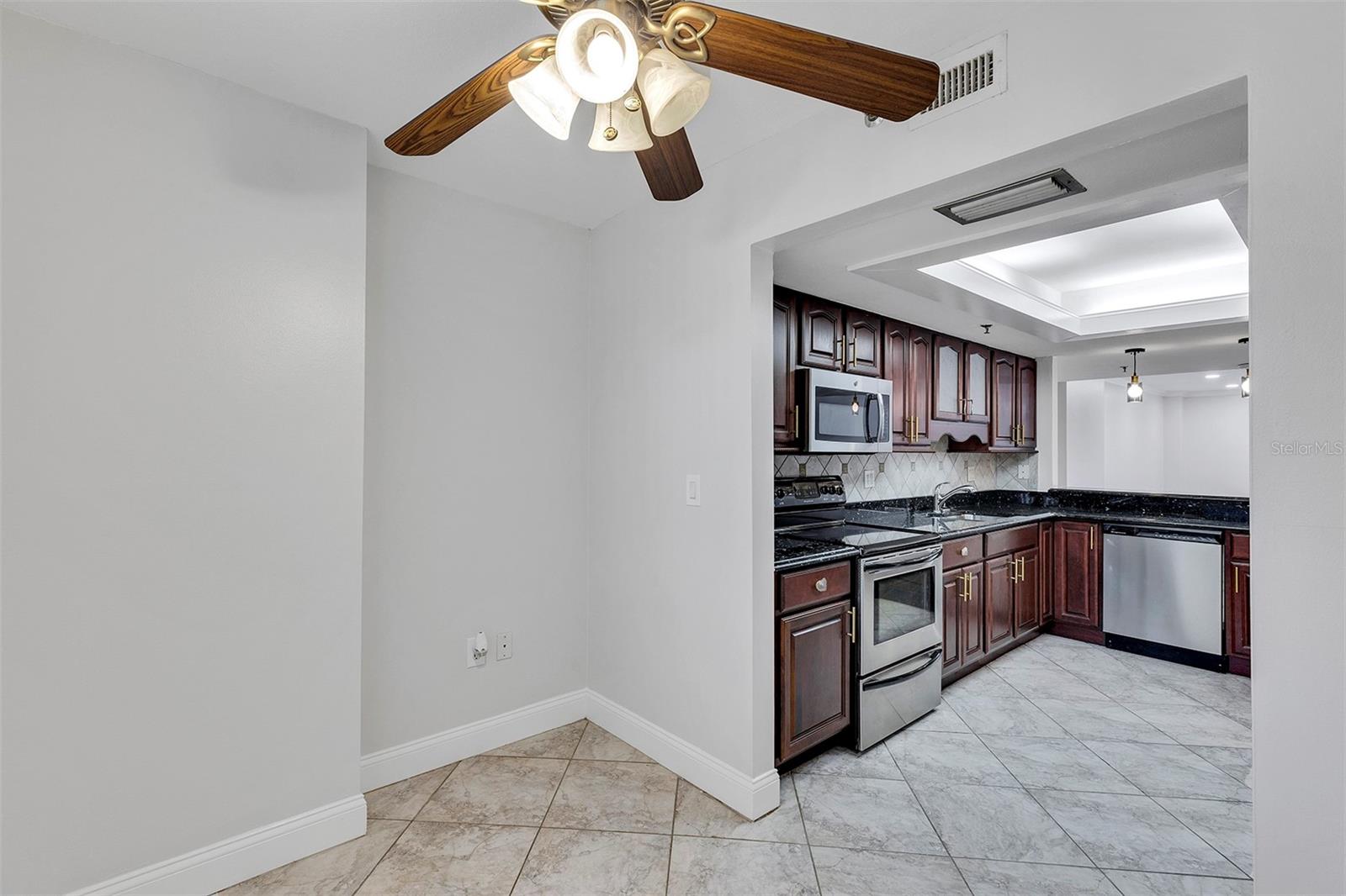 530 E CENTRAL BLVD #102, ORLANDO, FL, 32801