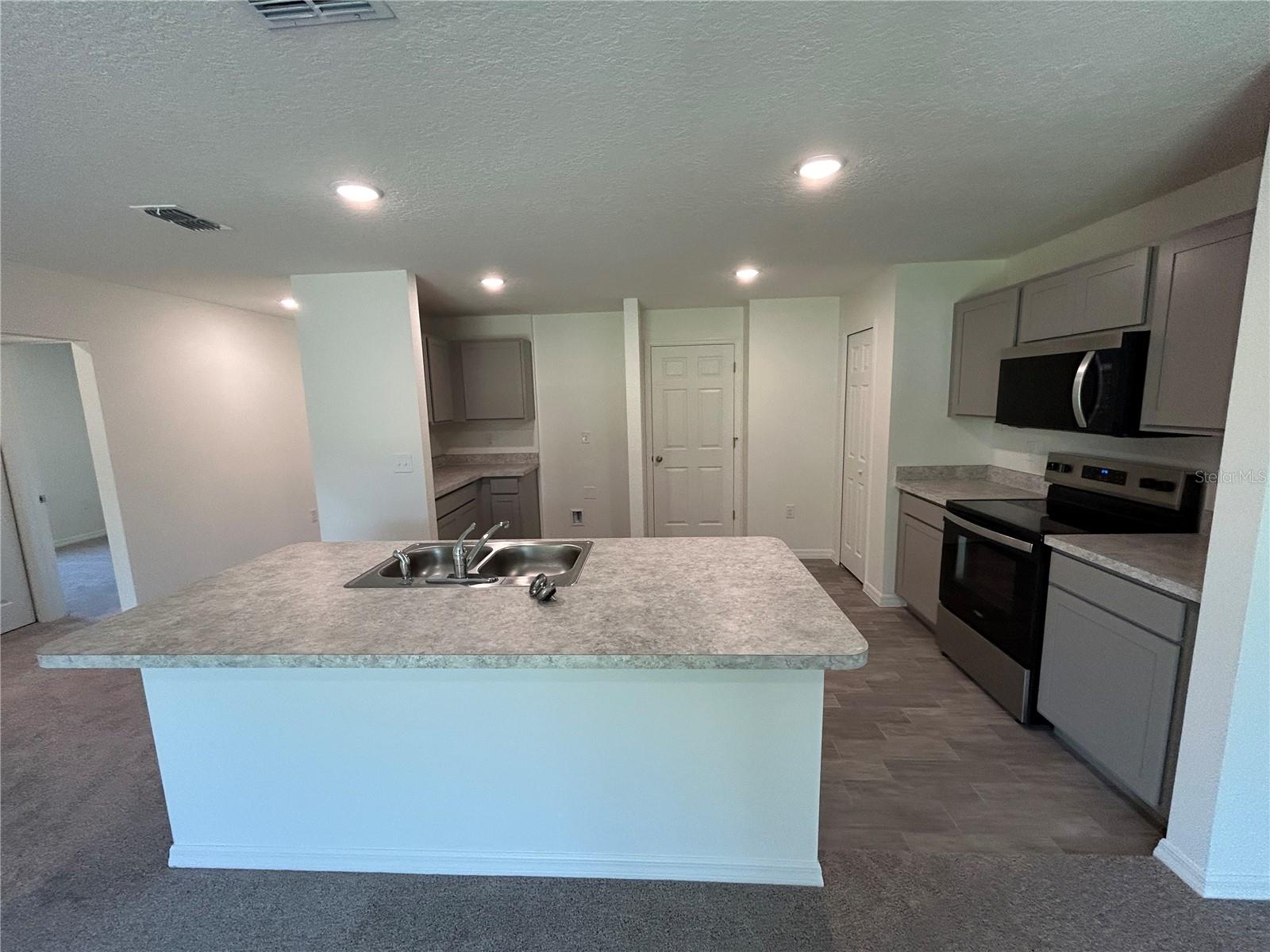 2 ZODIACAL PL, PALM COAST, FL, 32164