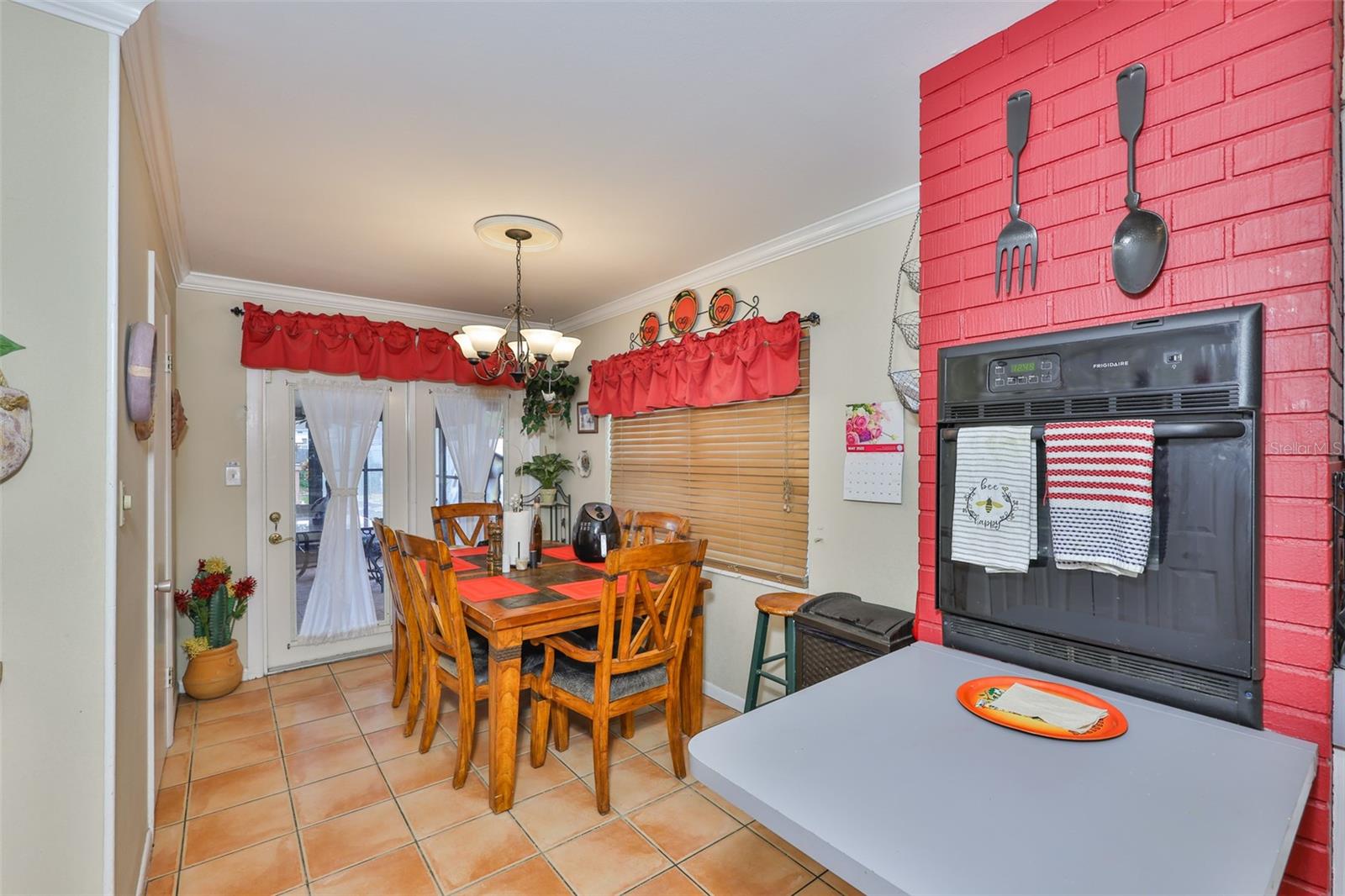 3411 W BEACH ST, TAMPA, FL, 33607