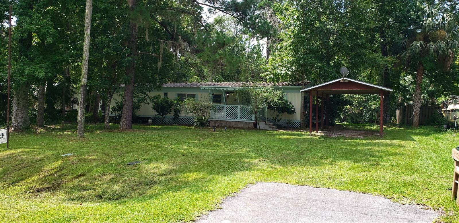 24246 FOX RD, ASTOR, FL, 32102