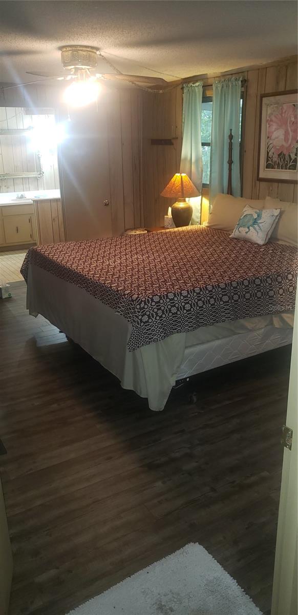 24246 FOX RD, ASTOR, FL, 32102