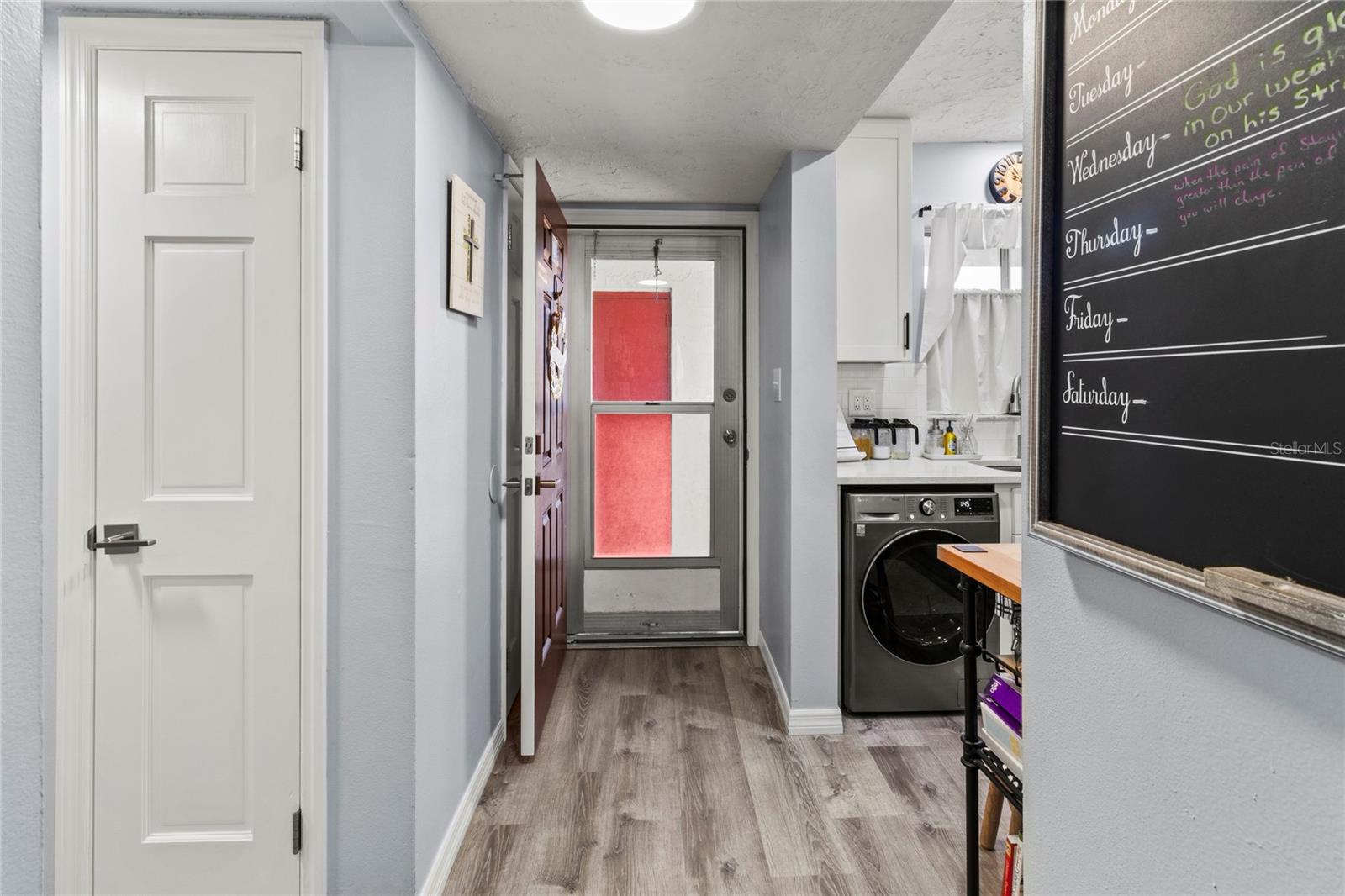 A4652603 Property Photo