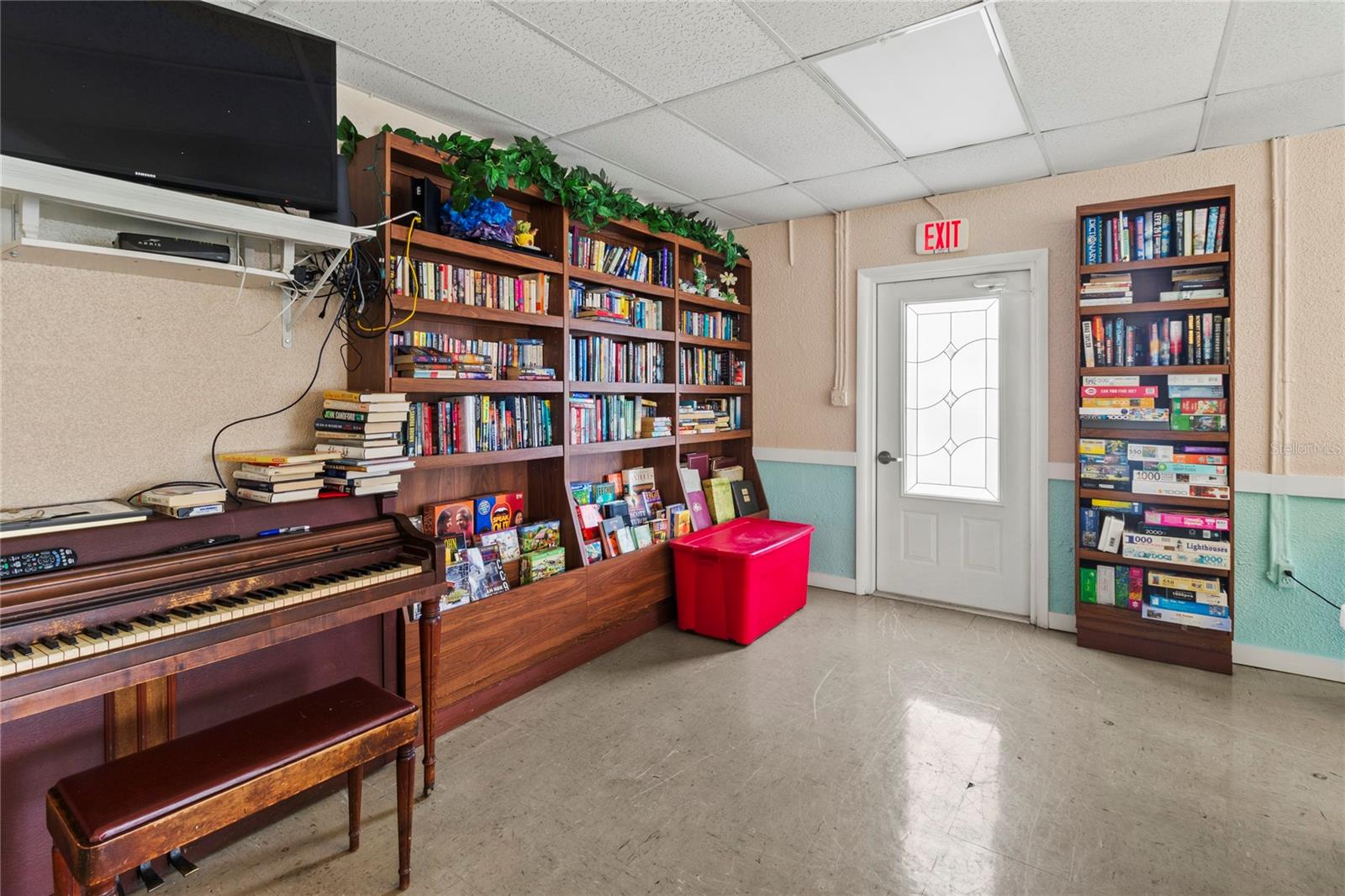 A4652603 Property Photo