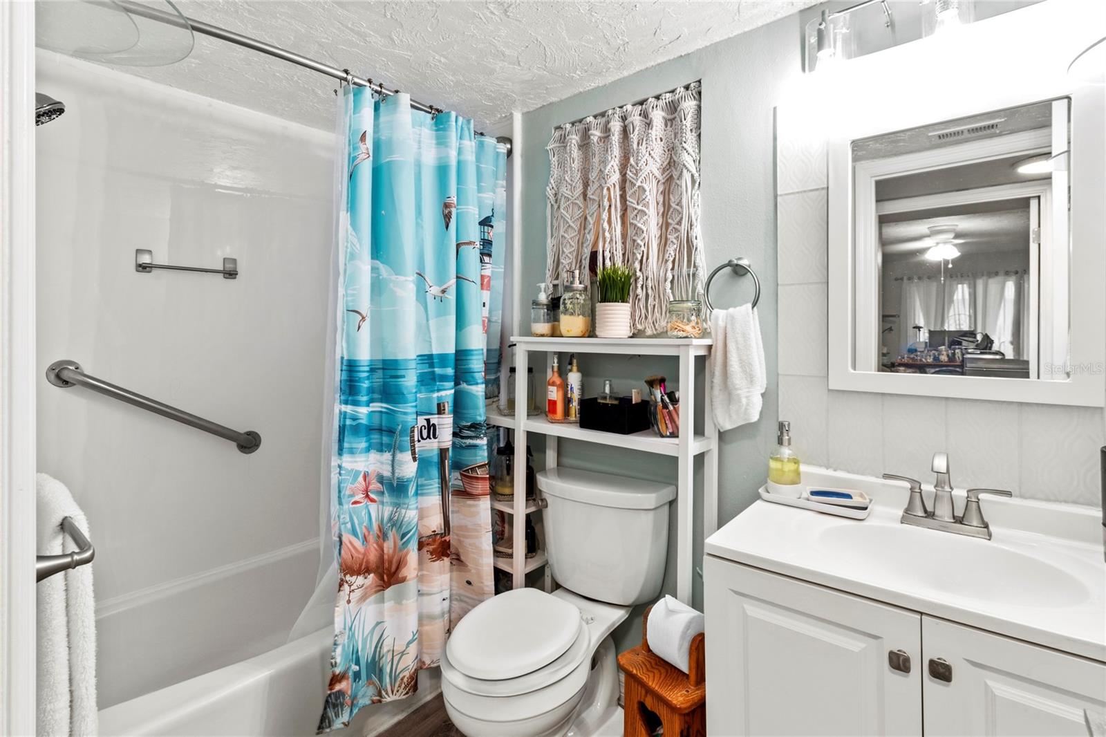 A4652603 Property Photo