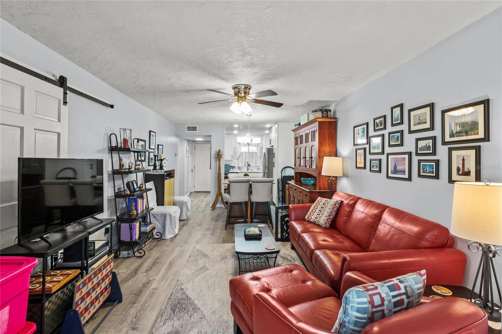 A4652603 Property Photo