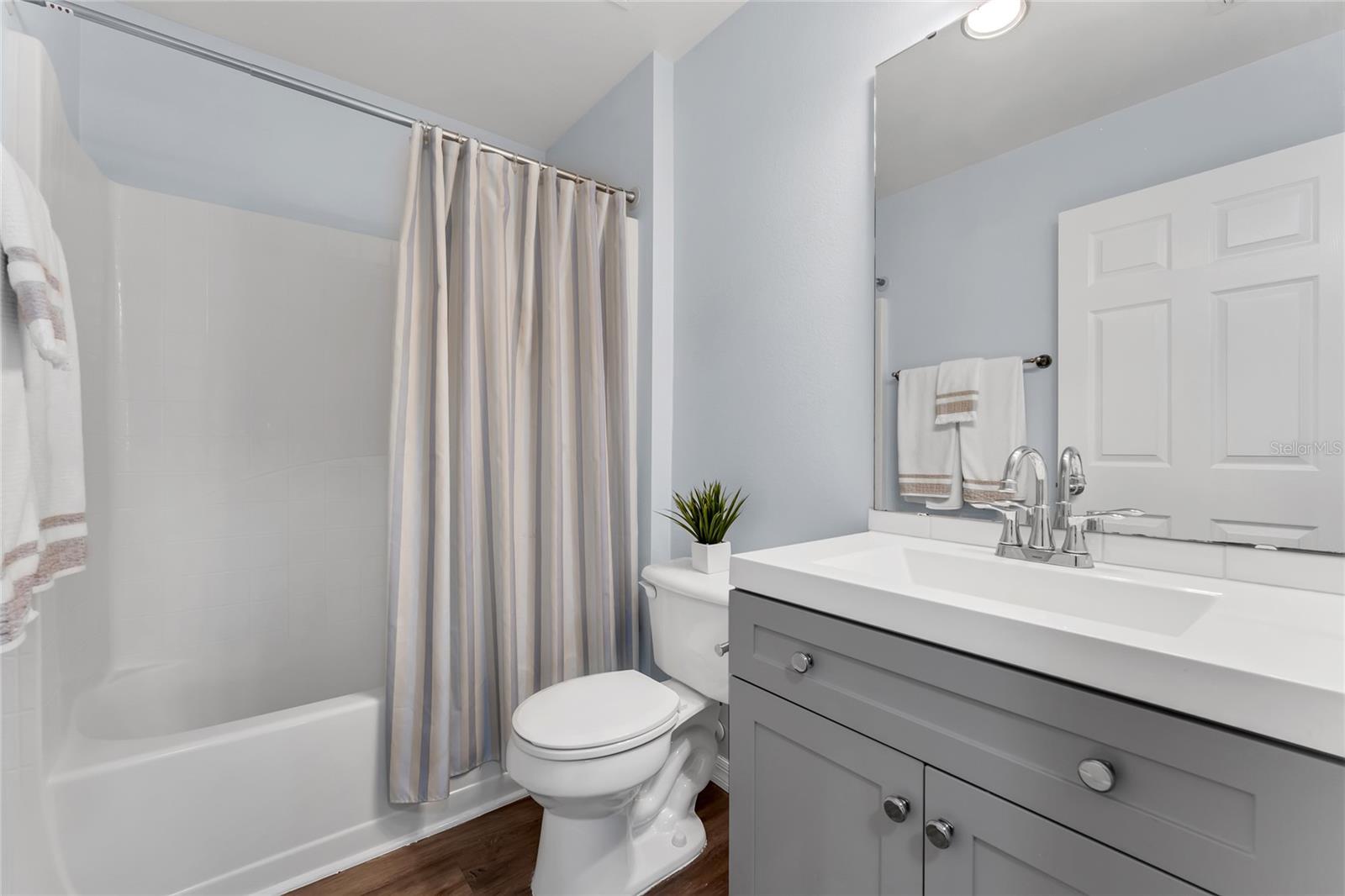 7998 HARBOR BEND CIR, ORLANDO, FL, 32822