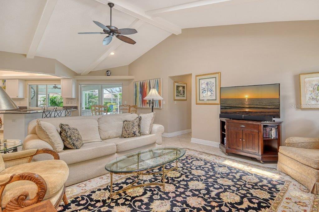 A4652607 Property Photo