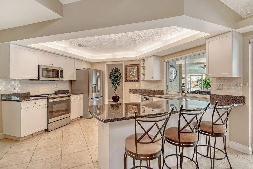 A4652607 Property Photo
