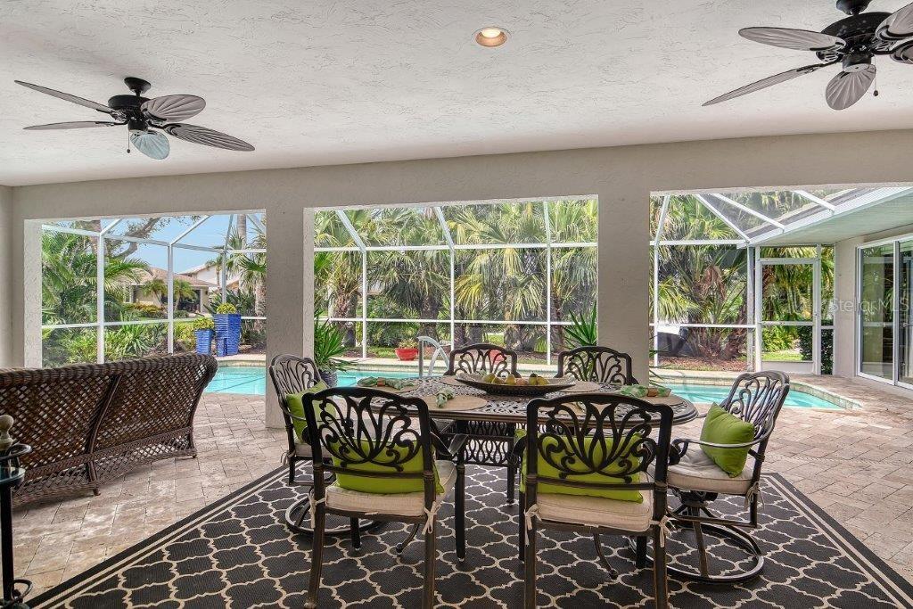 A4652607 Property Photo