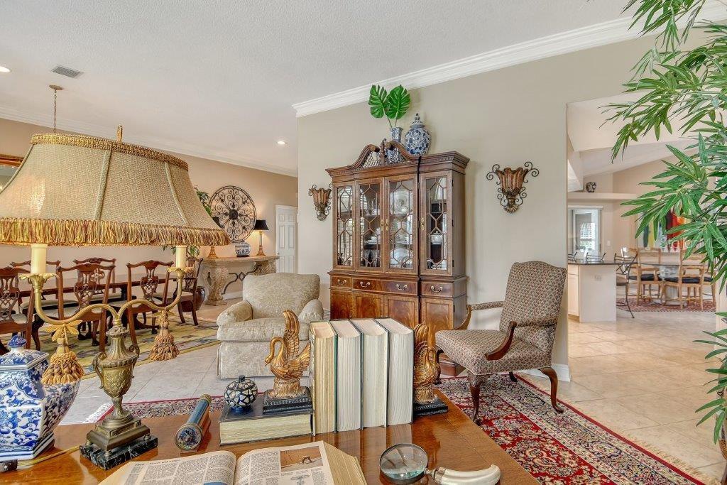 A4652607 Property Photo