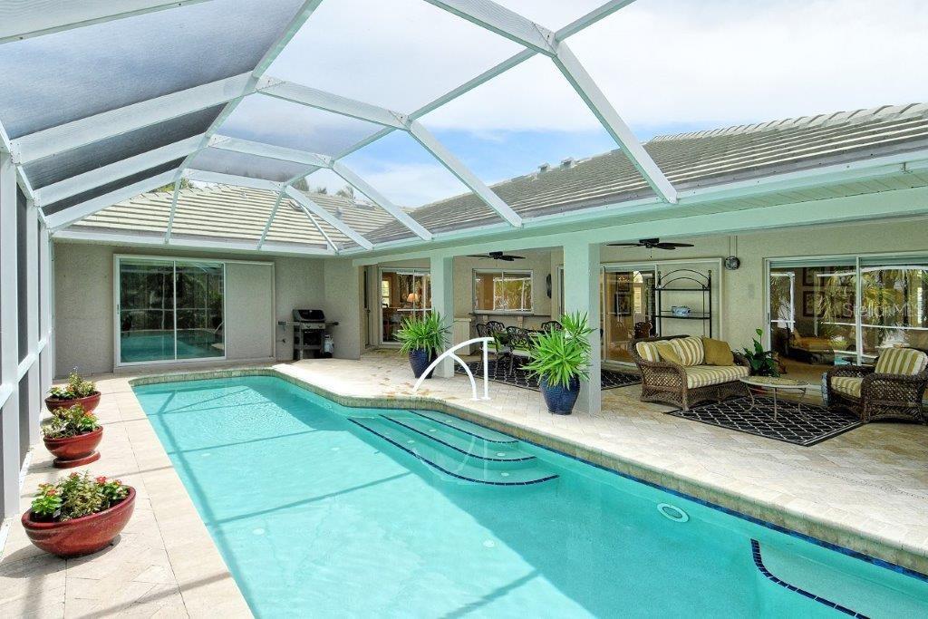 A4652607 Property Photo