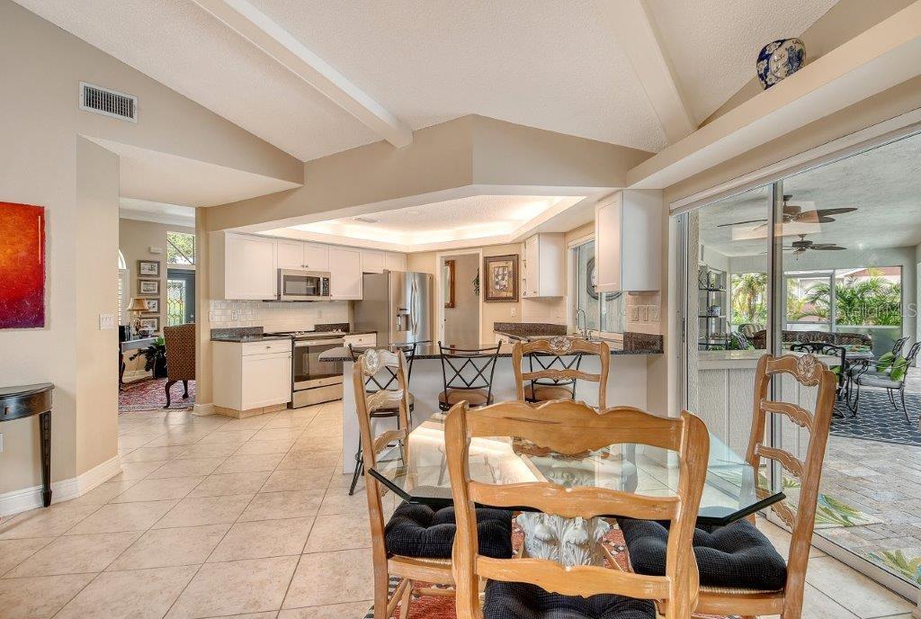 A4652607 Property Photo