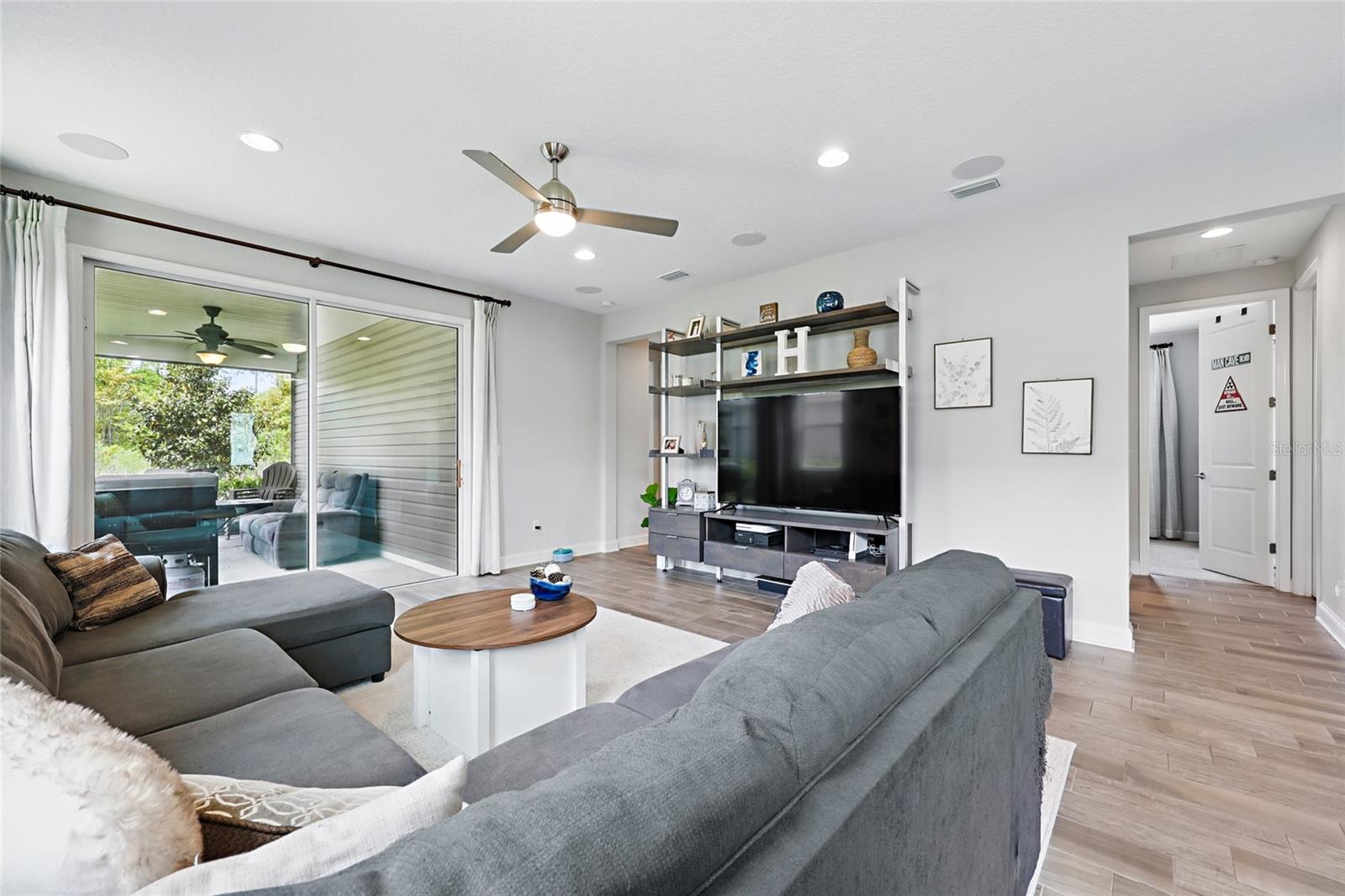 1124 PERSIMMON DR, MIDDLEBURG, FL, 32068