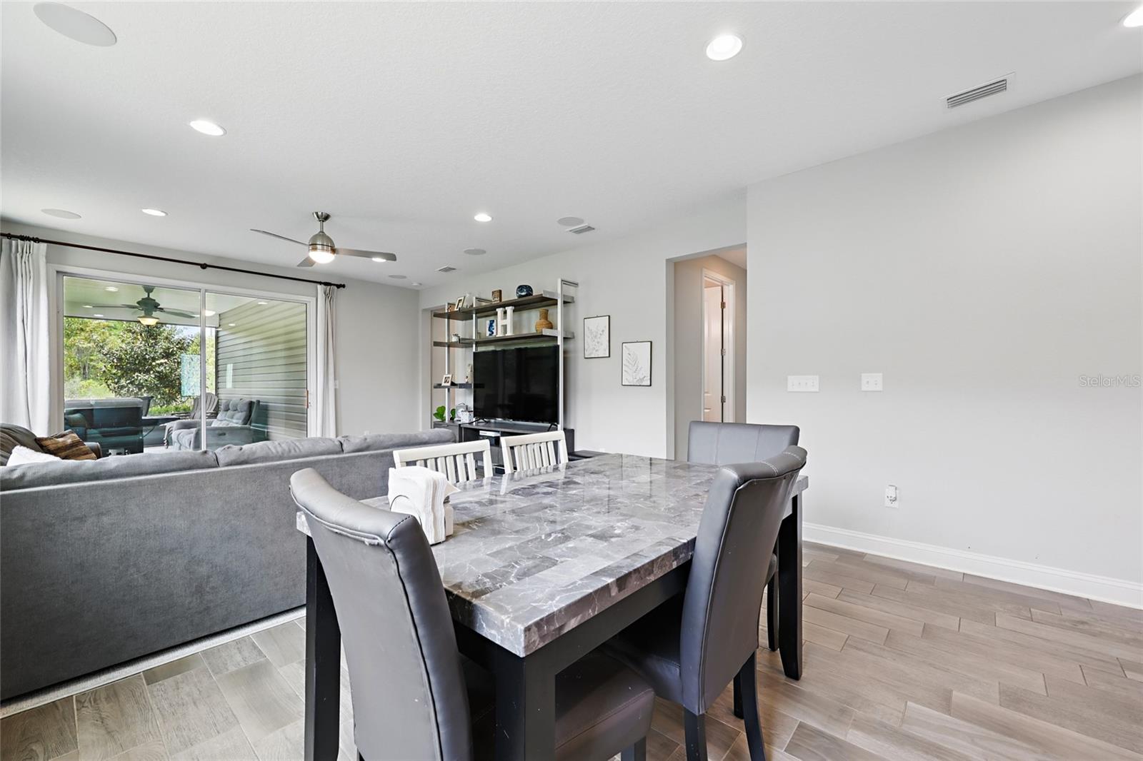 1124 PERSIMMON DR, MIDDLEBURG, FL, 32068