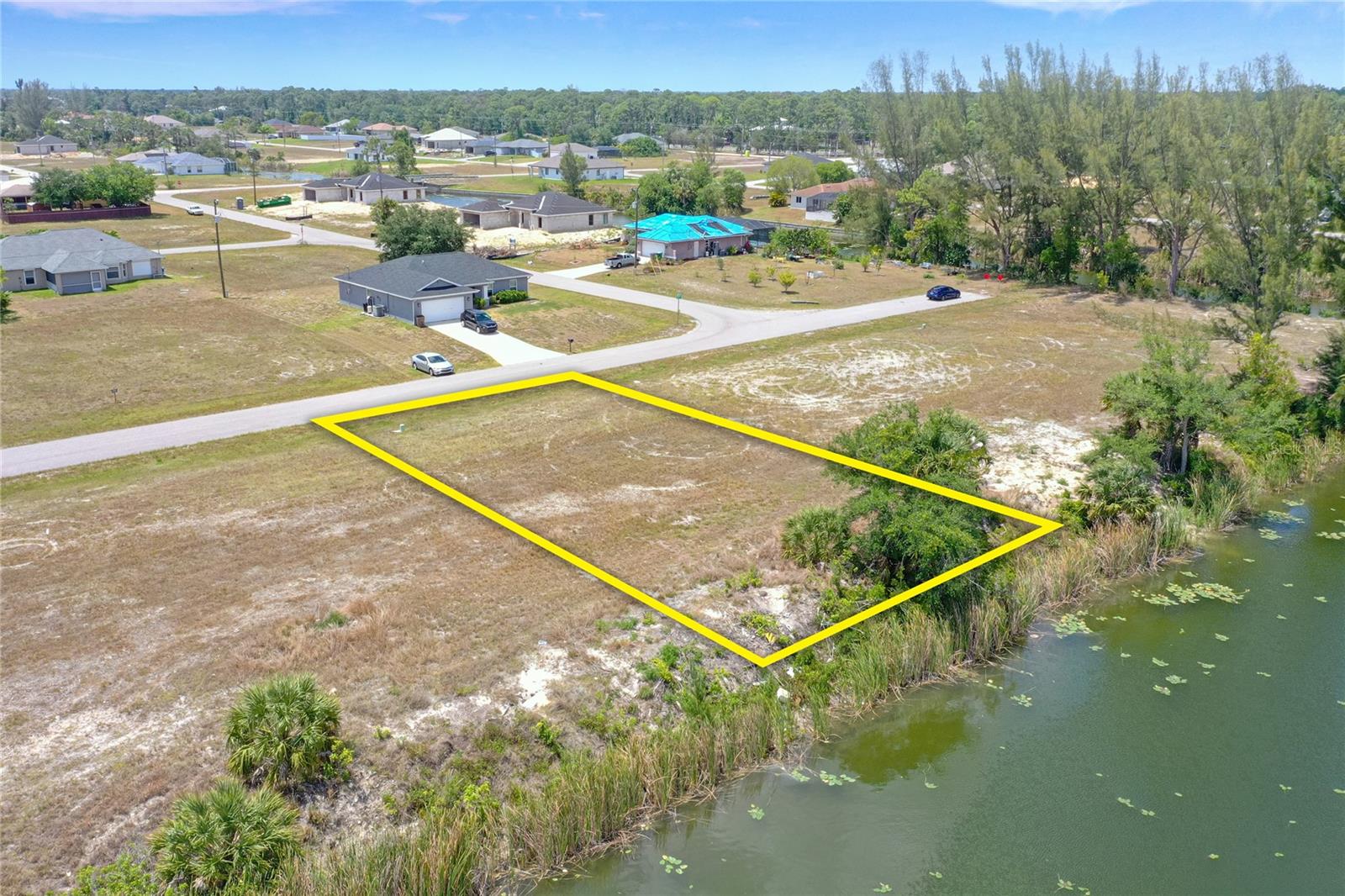 3023 NE 5TH PL, CAPE CORAL, FL, 33909