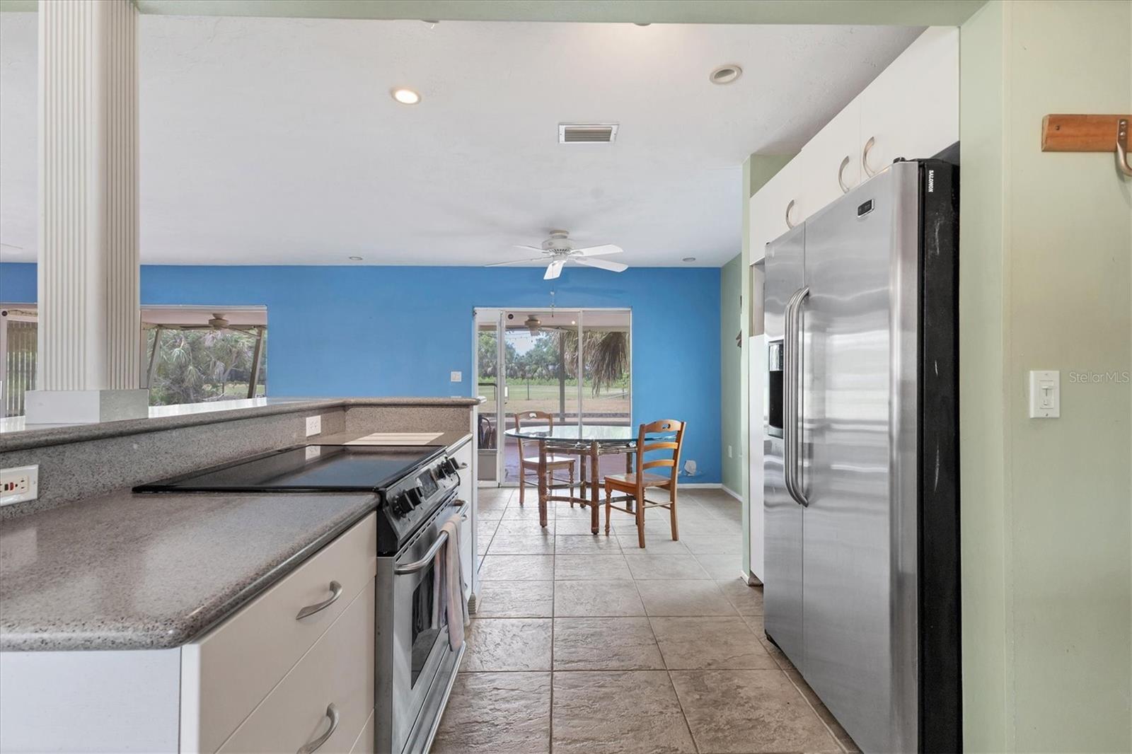 A4652613 Property Photo