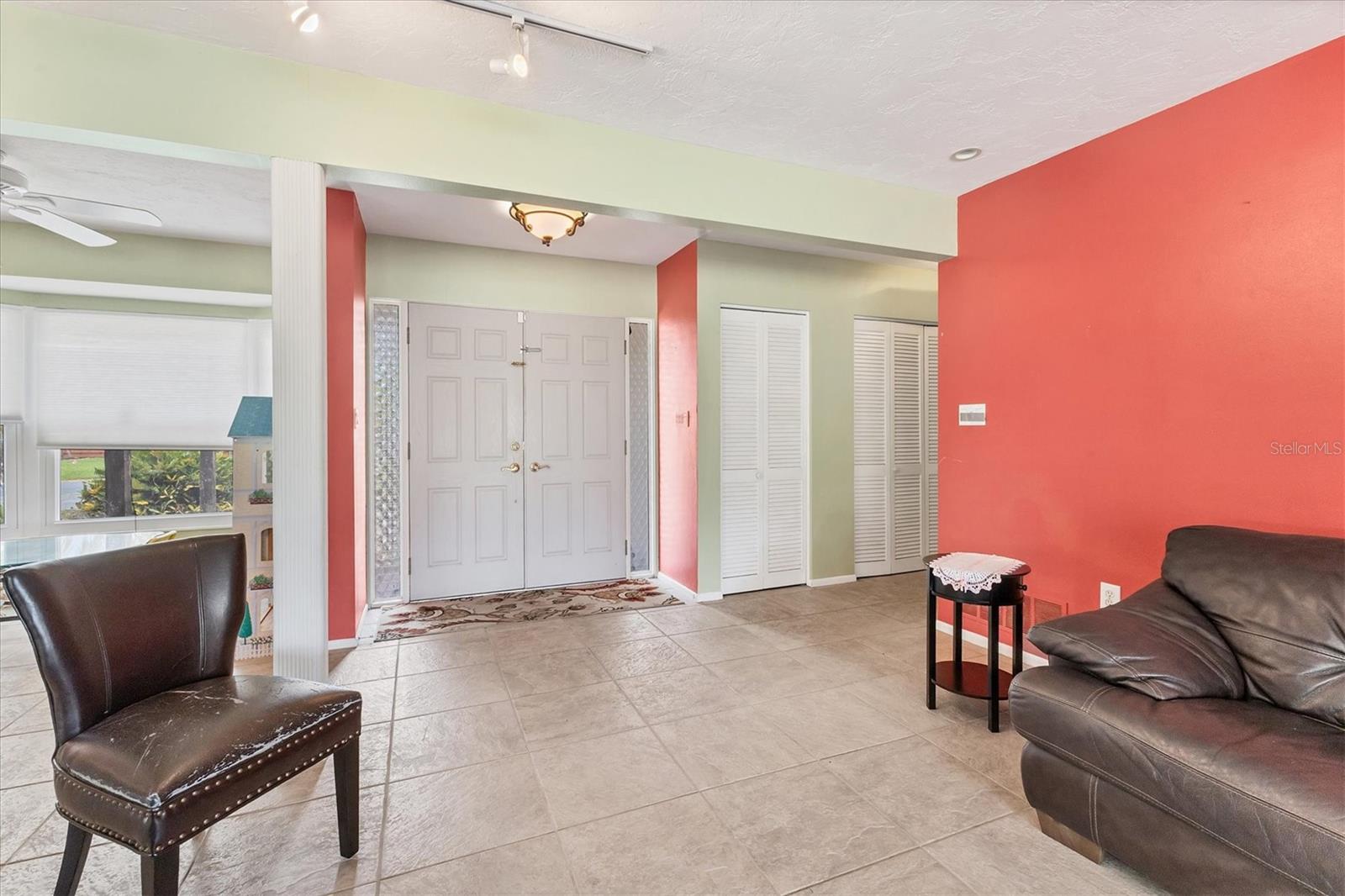 A4652613 Property Photo